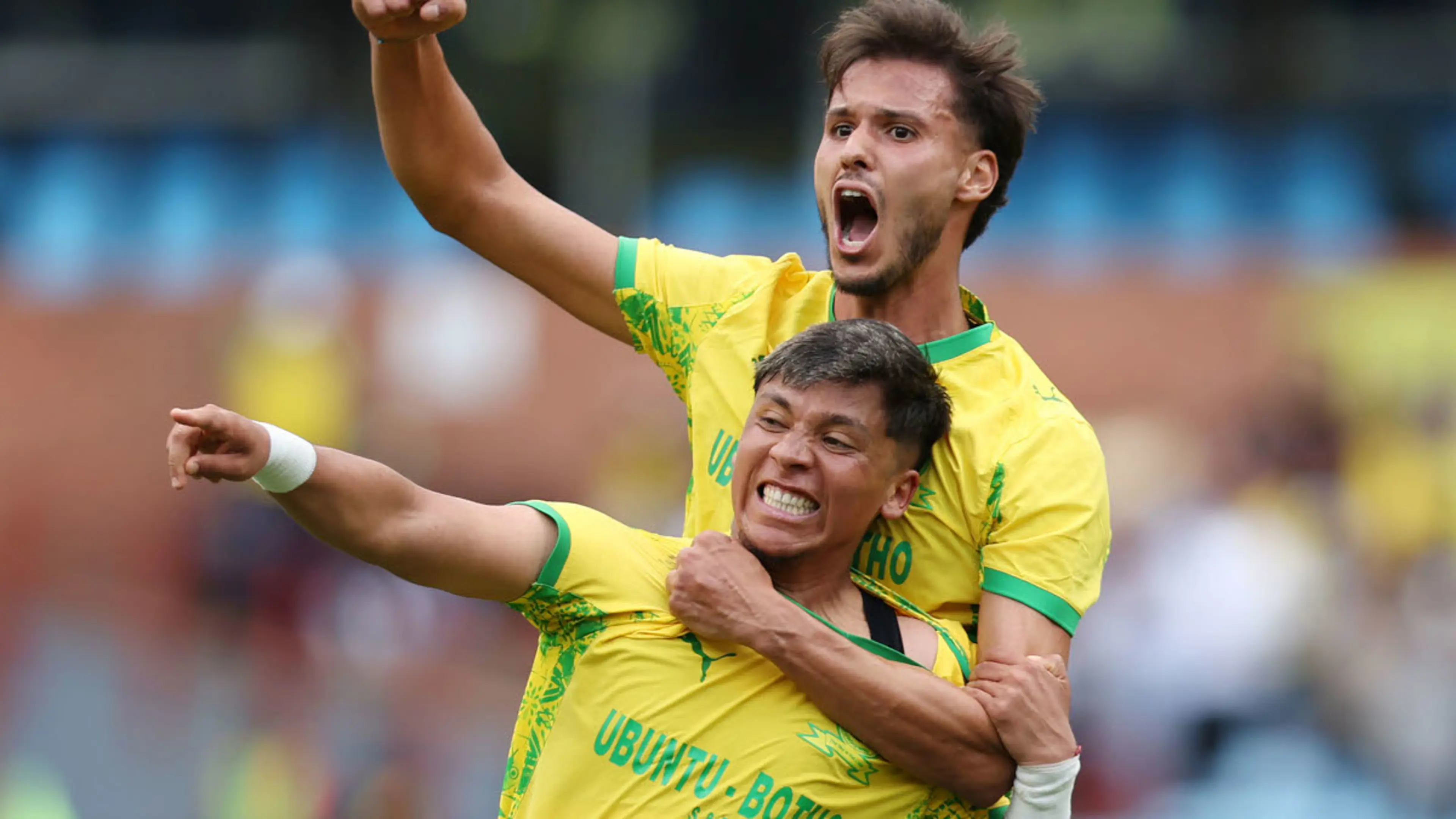 Santos brace helps Sundowns see off Railmen