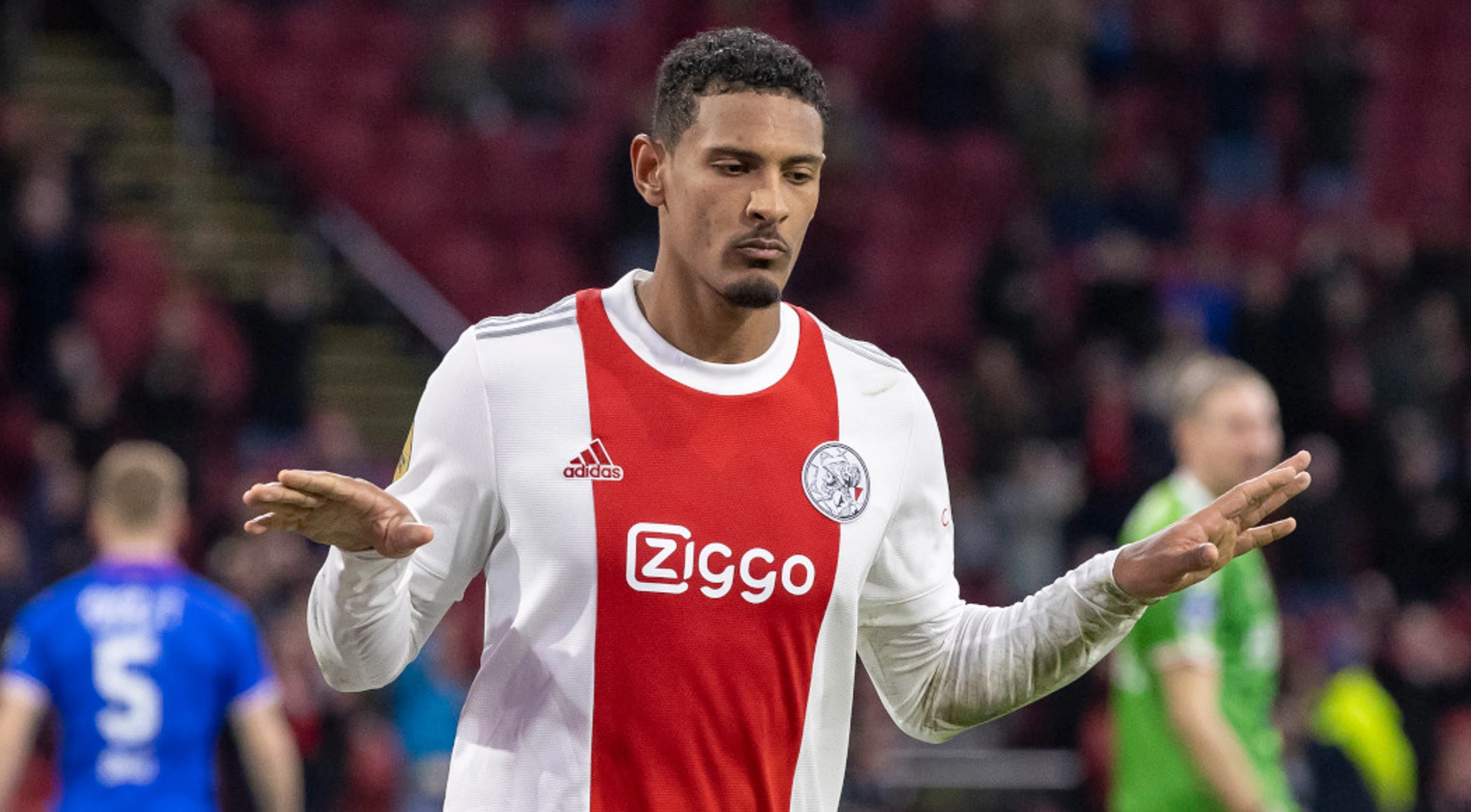 Haller leads Ajax attack against Benfica
