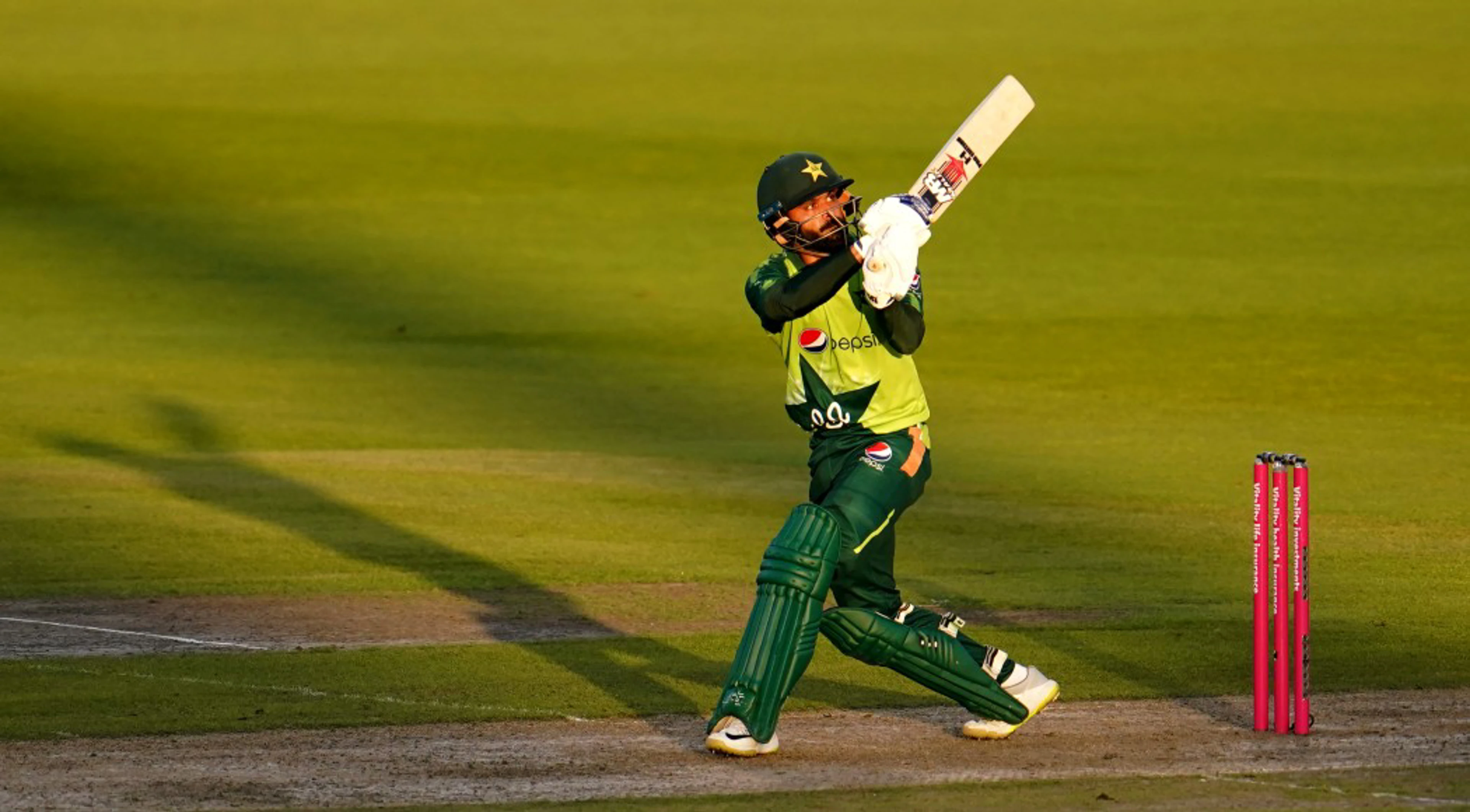 Pakistan share series to end tour on high