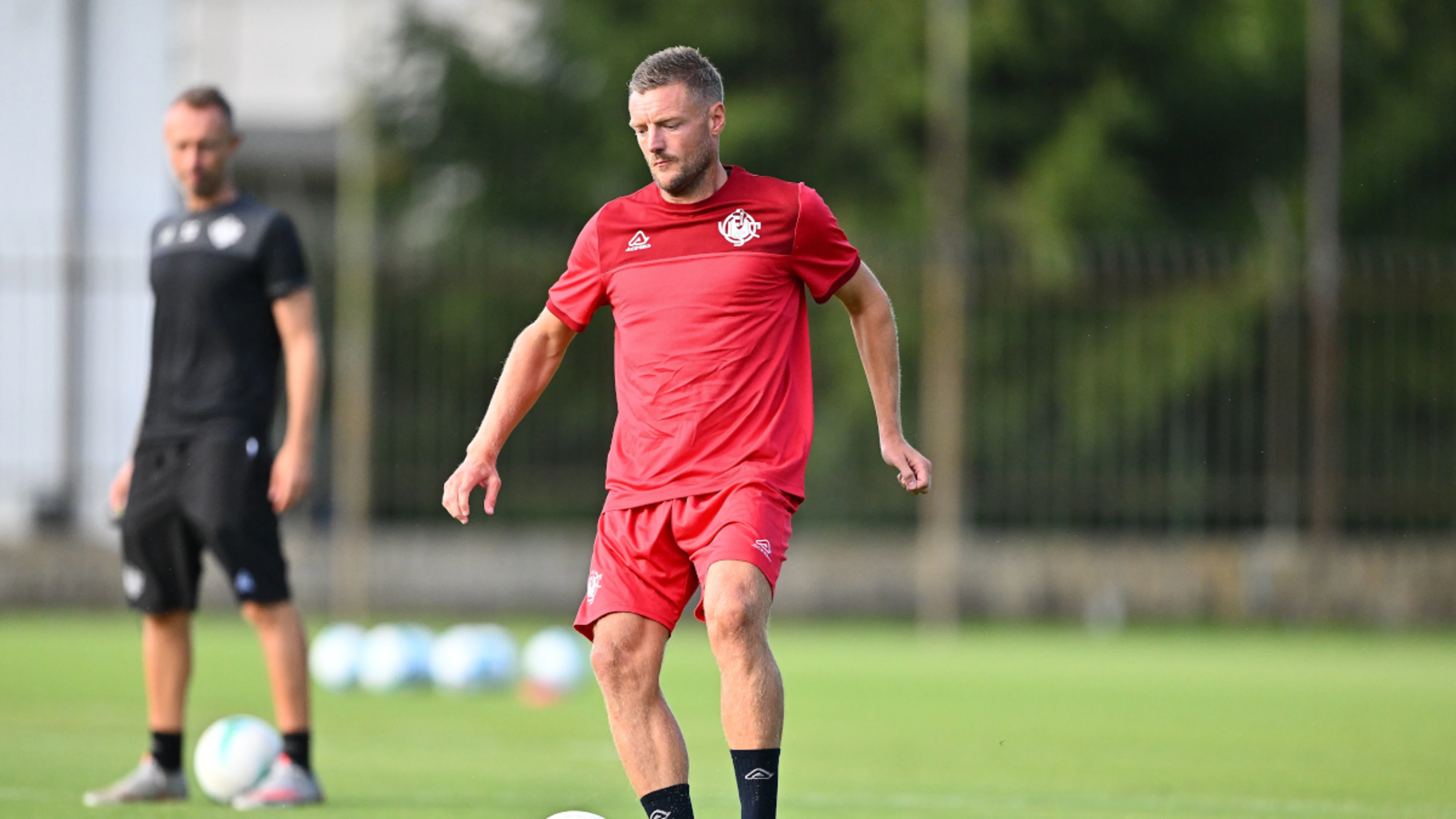 Veteran Vardy ready to silence doubters in Cremonese adventure