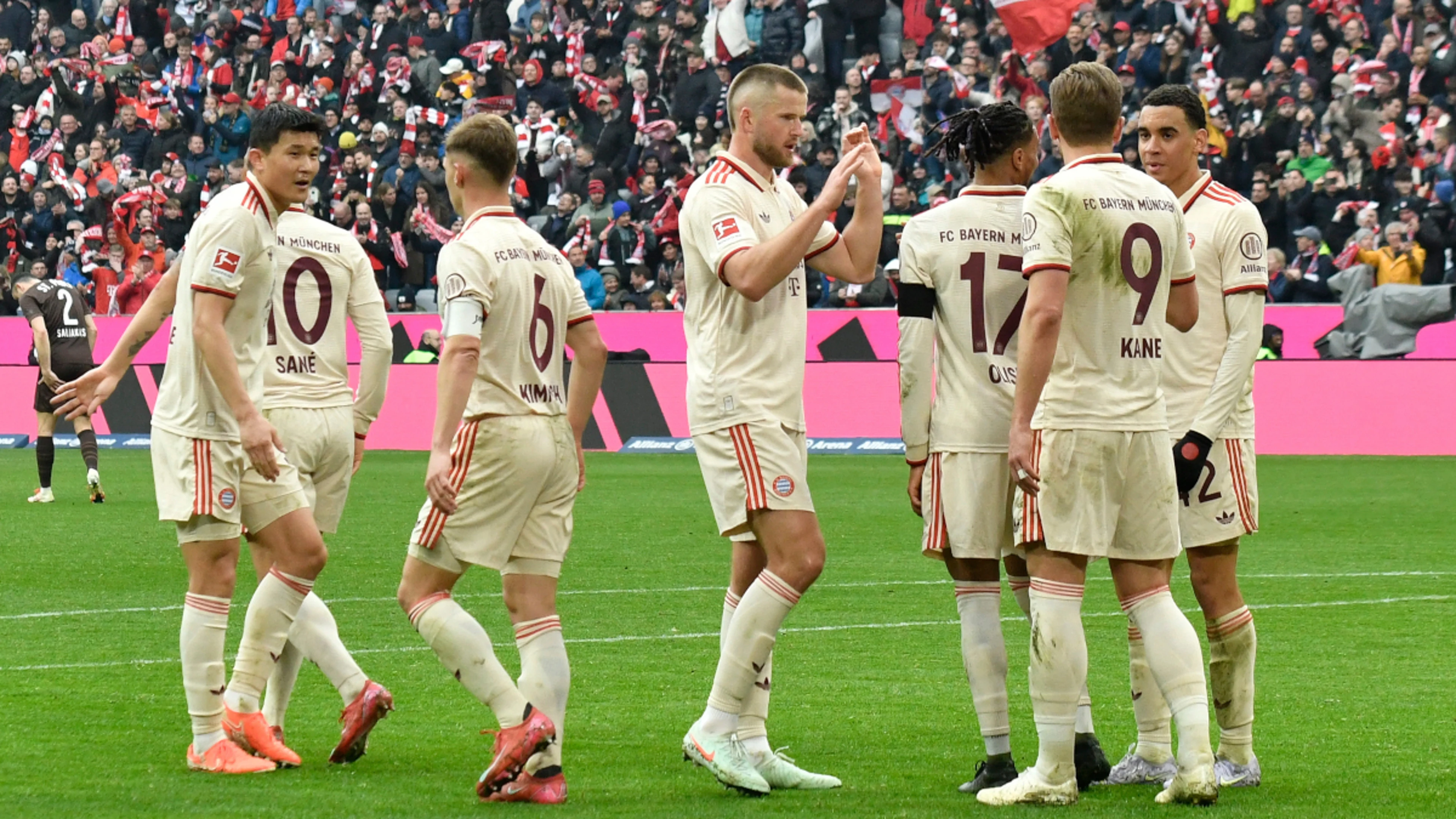 Bayern survive St. Pauli scare to stay on course for title