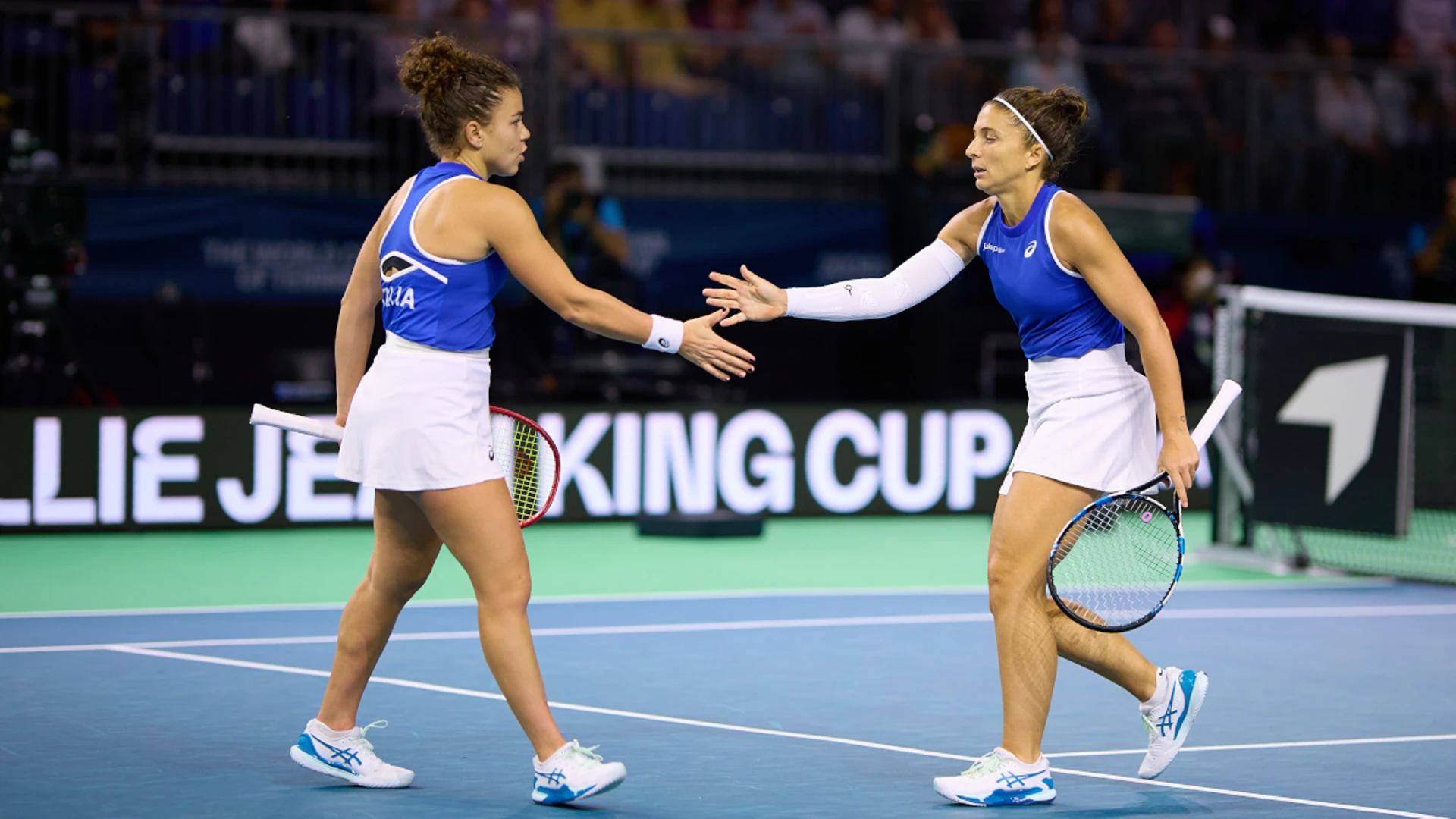 Paolini, Errani lead Italy to BJK Cup semis with win over Japan