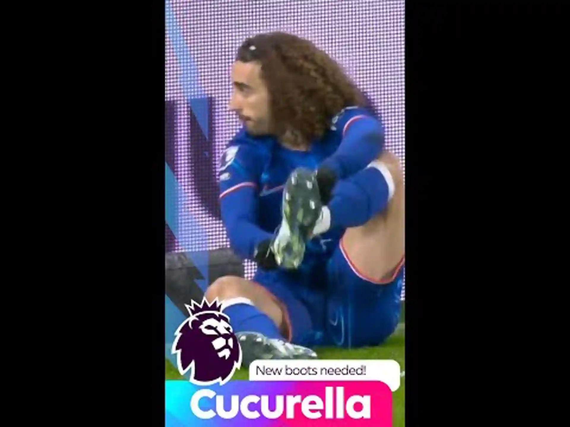 Disaster | Marc Cucurella changes his boots after two costly slips!