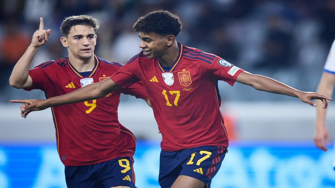 Hungary and Slovakia reach Euro 2024, Yamal scores for Spain