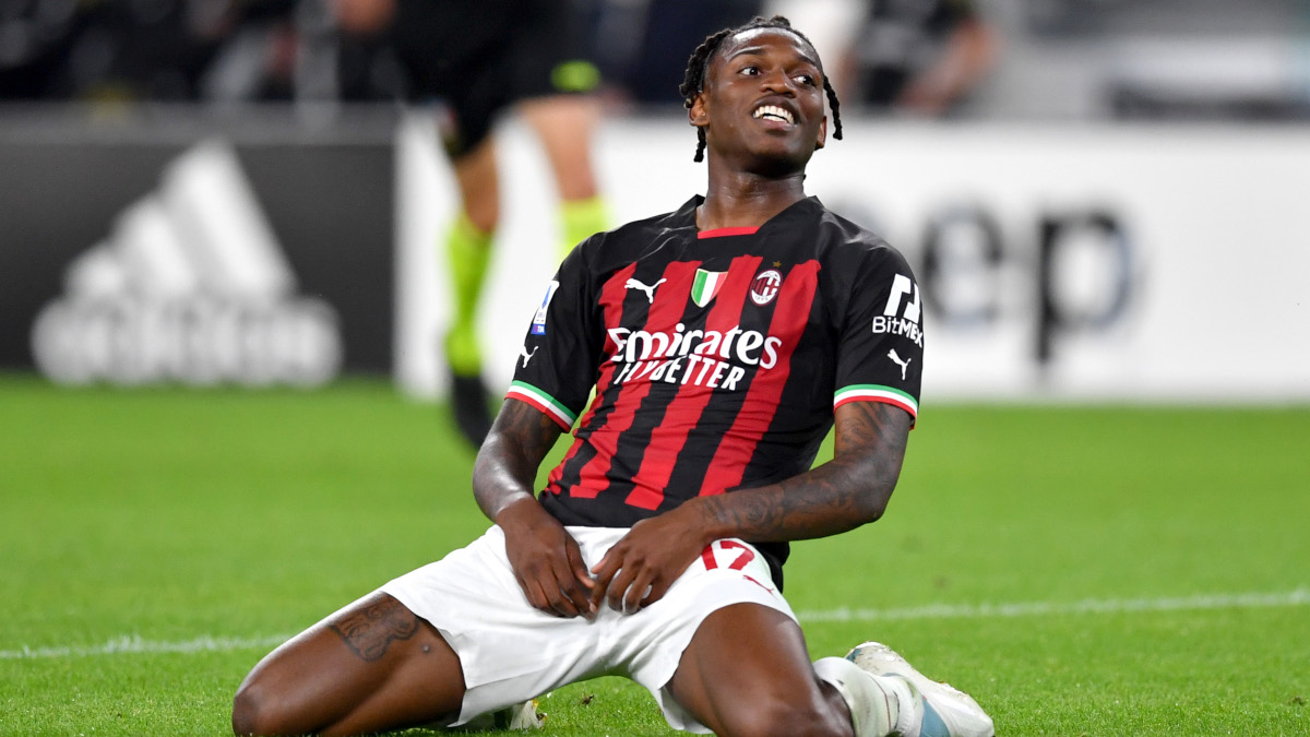 Leao extends Milan deal until 2028