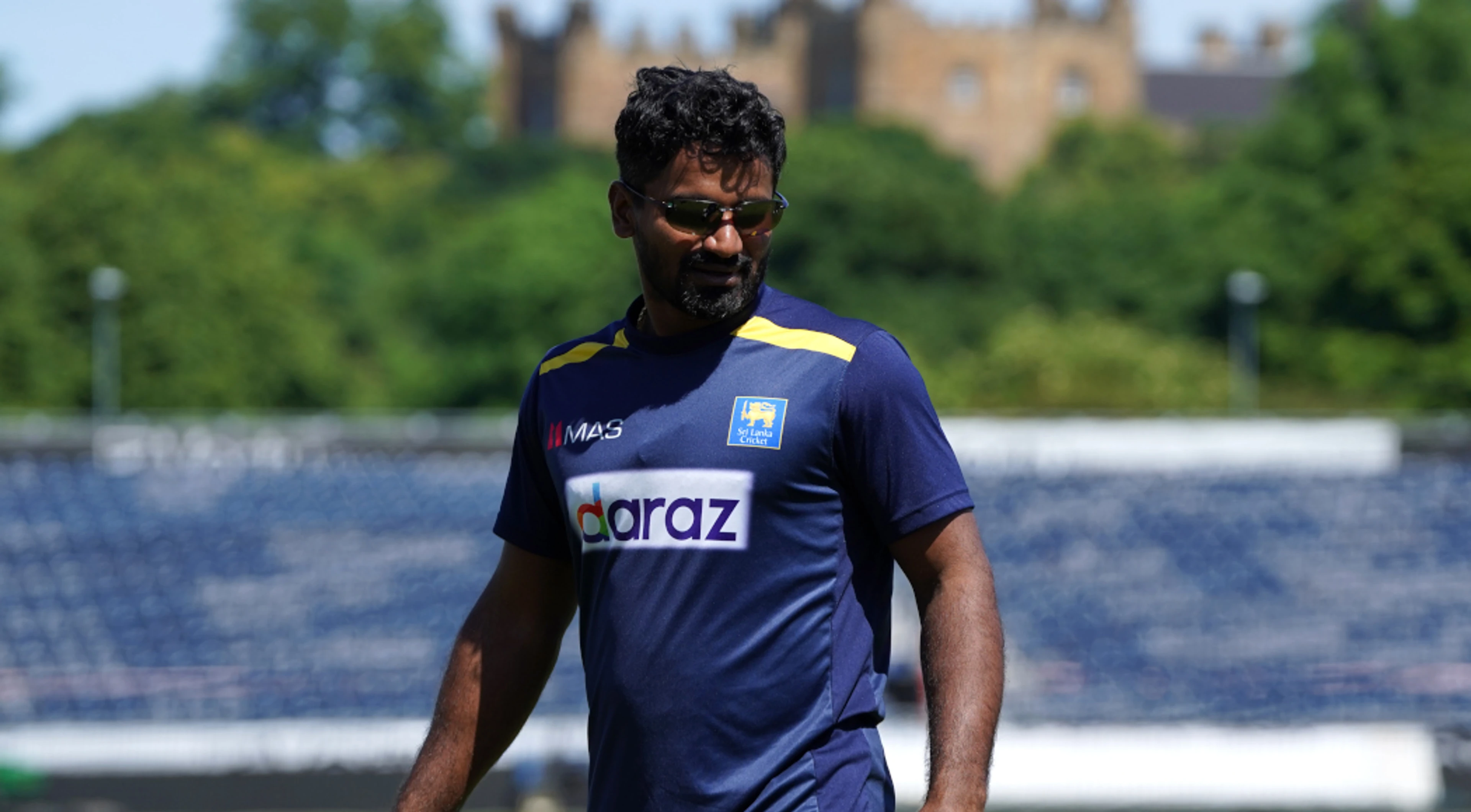 Sri Lanka cricketers sign pay deals after board threat