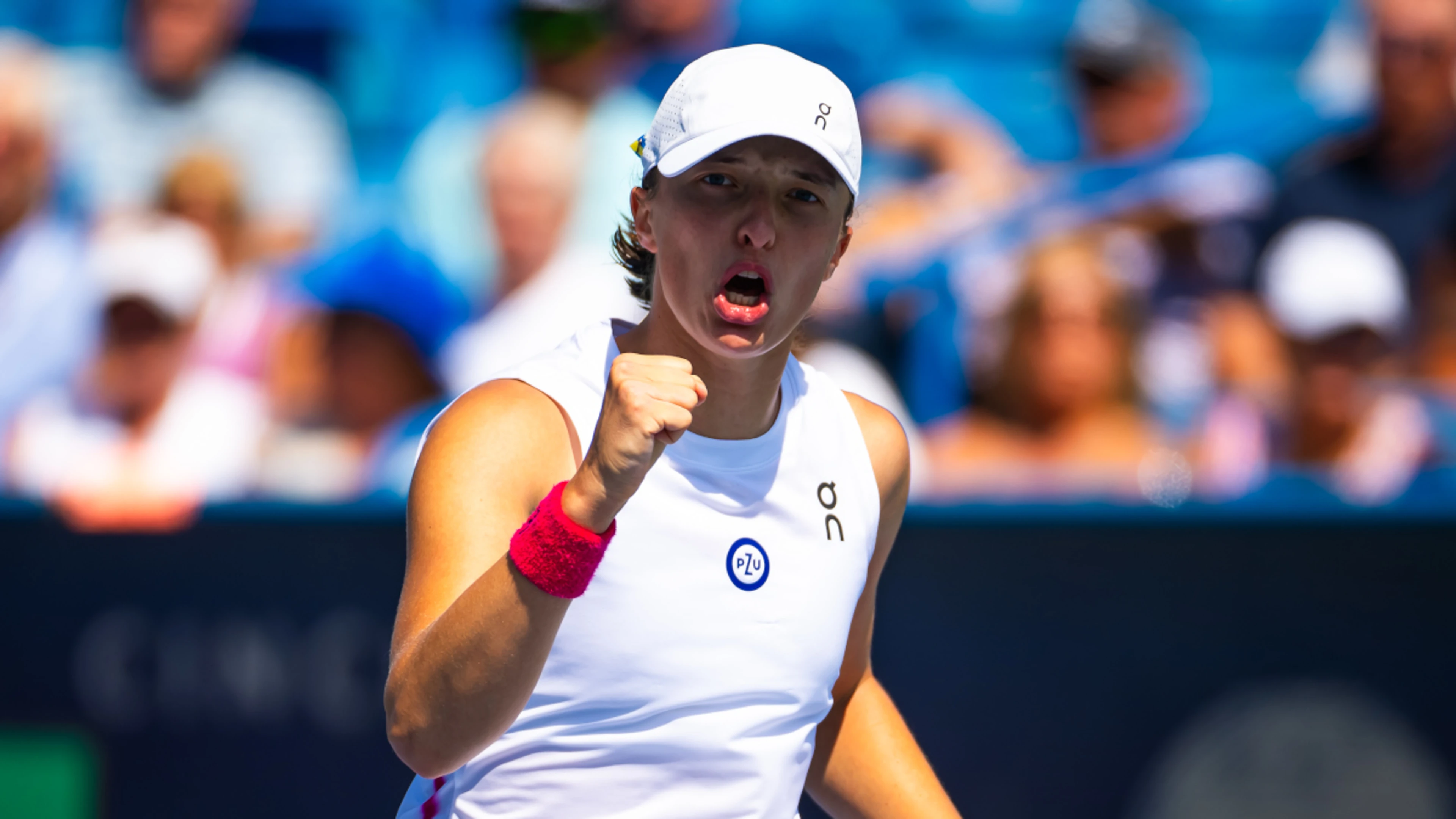 Swiatek, Gauff power to Cincinnati semifinals