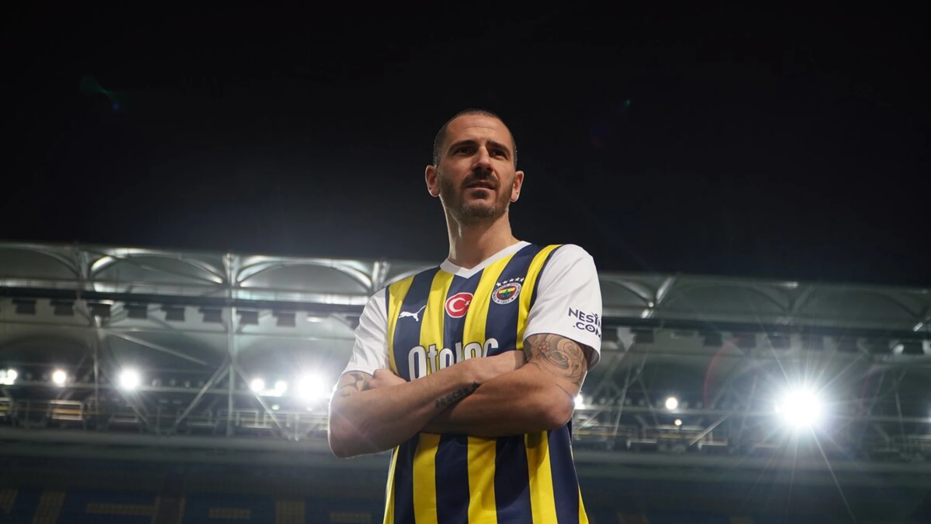 Italian defender Bonucci signs for Fenerbahce