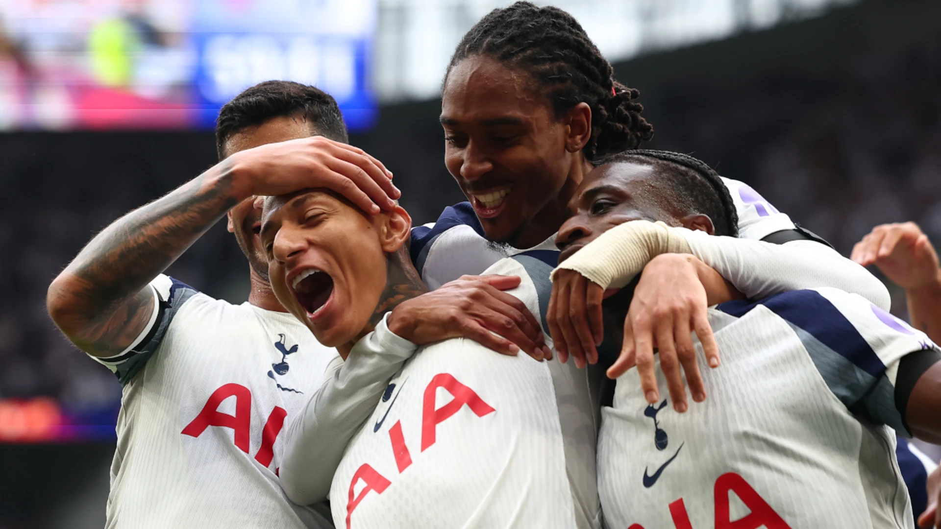 Richarlison stars as Spurs boss Frank seals first win