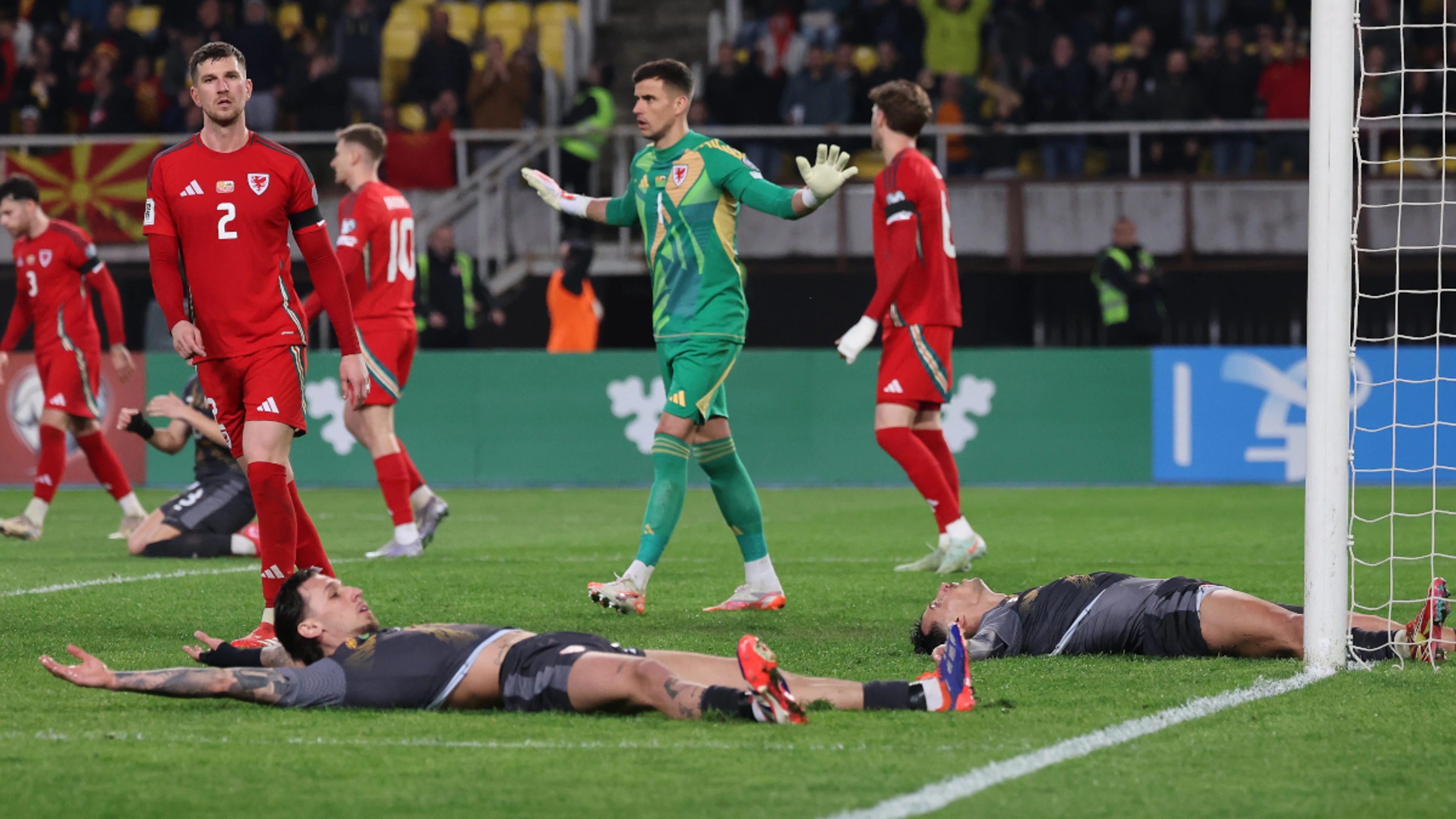 Brooks saves Wales in World Cup draw with North Macedonia