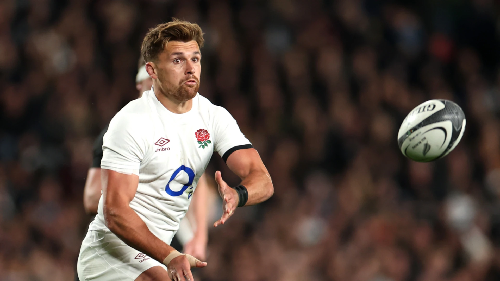 England's Slade out for three to four months after shoulder surgery