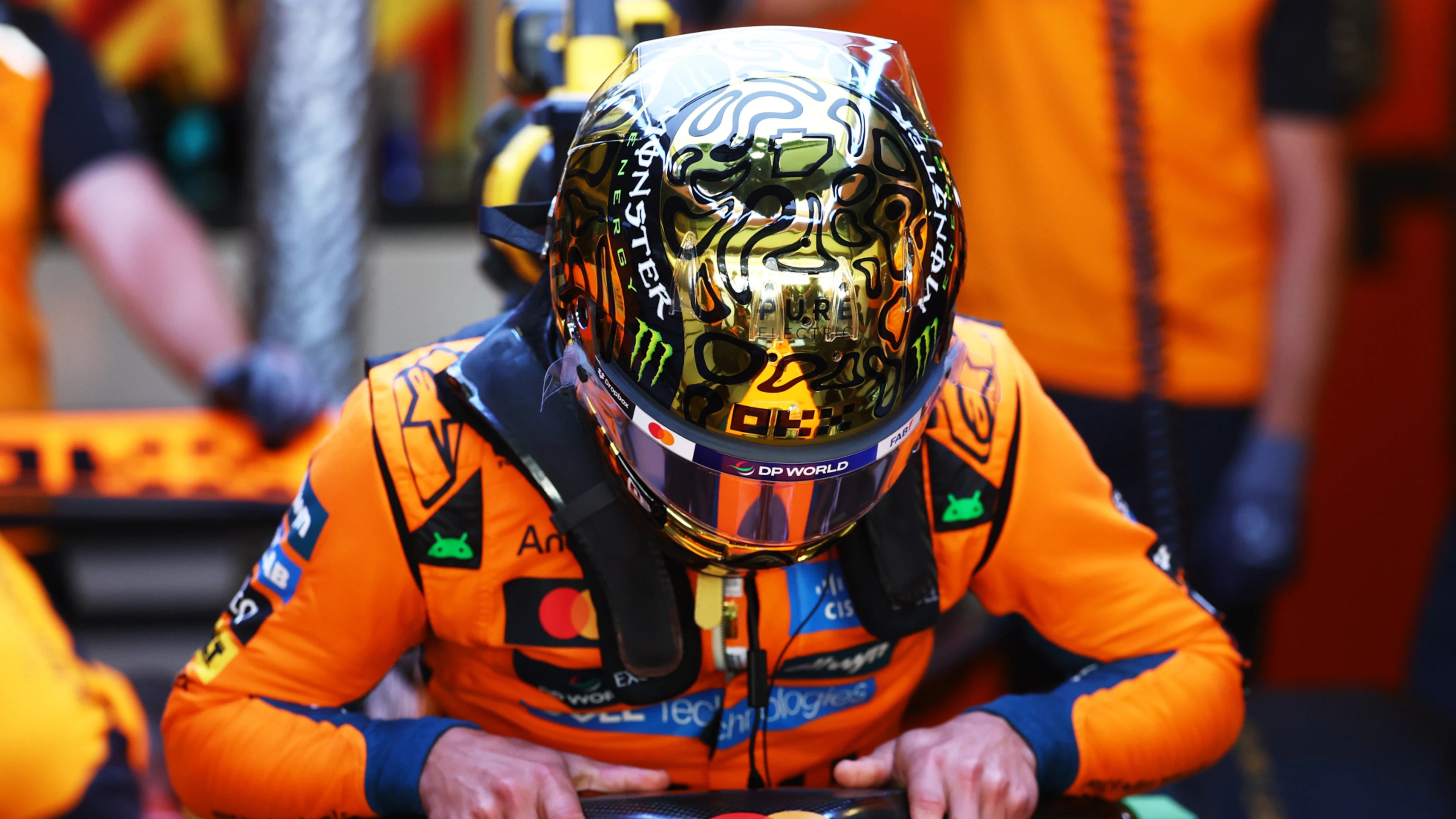 Norris says 'giddy' Russell is hungry for his F1 crown