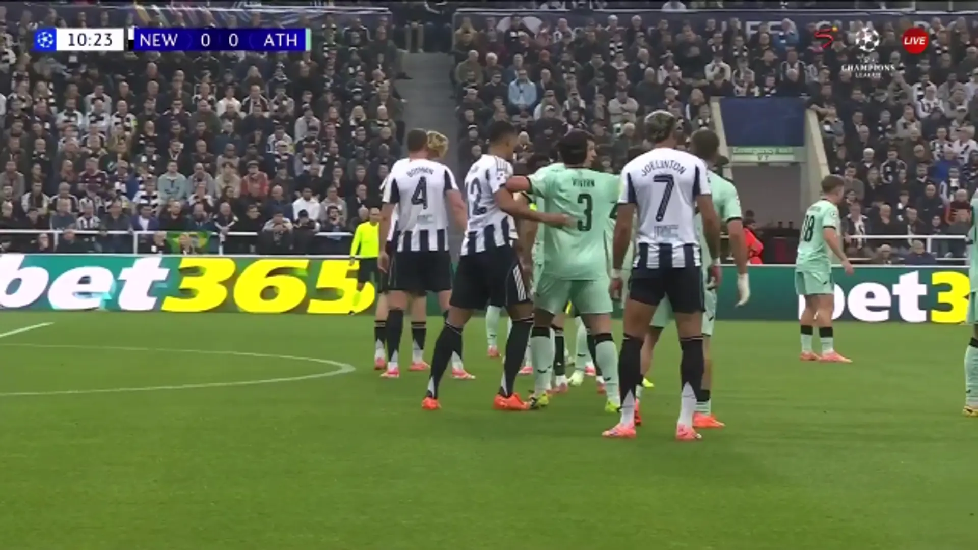 All the Goals from the UEFA Champions League Fourth Round! ???