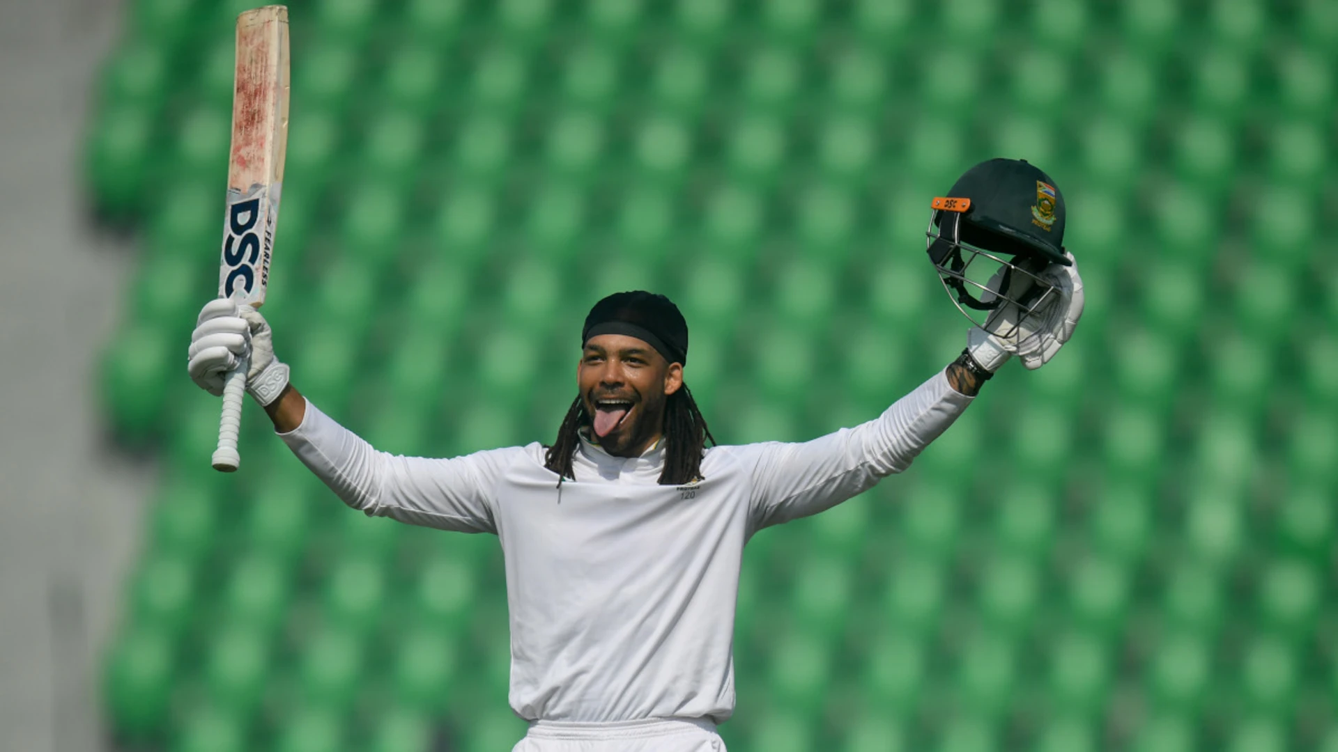 DAY 3: De Zorzi stands tall as Pakistan’s spinners tighten the noose