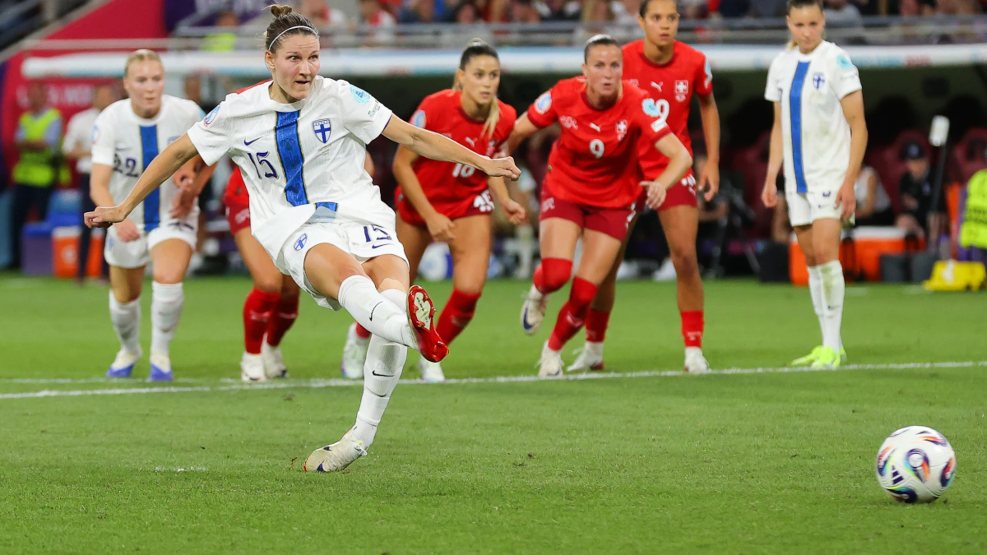 Last-gasp Xhemaili fires Swiss into Euro 2025 quarters