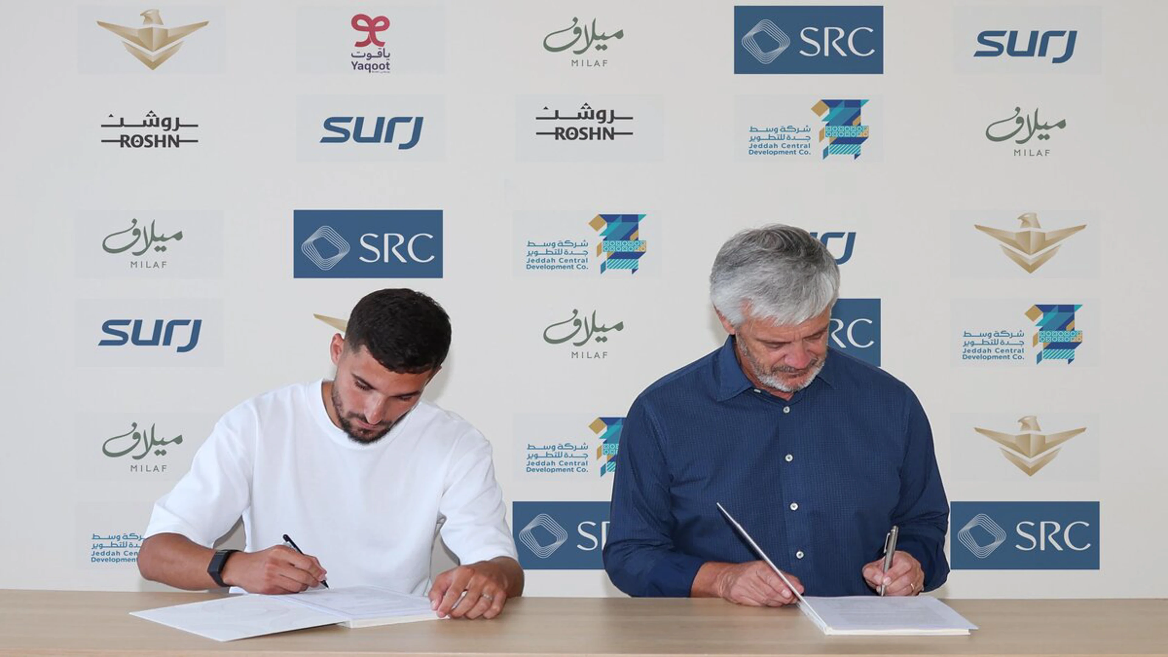 Algeria's Aouar joins Benzema's Al-Ittihad