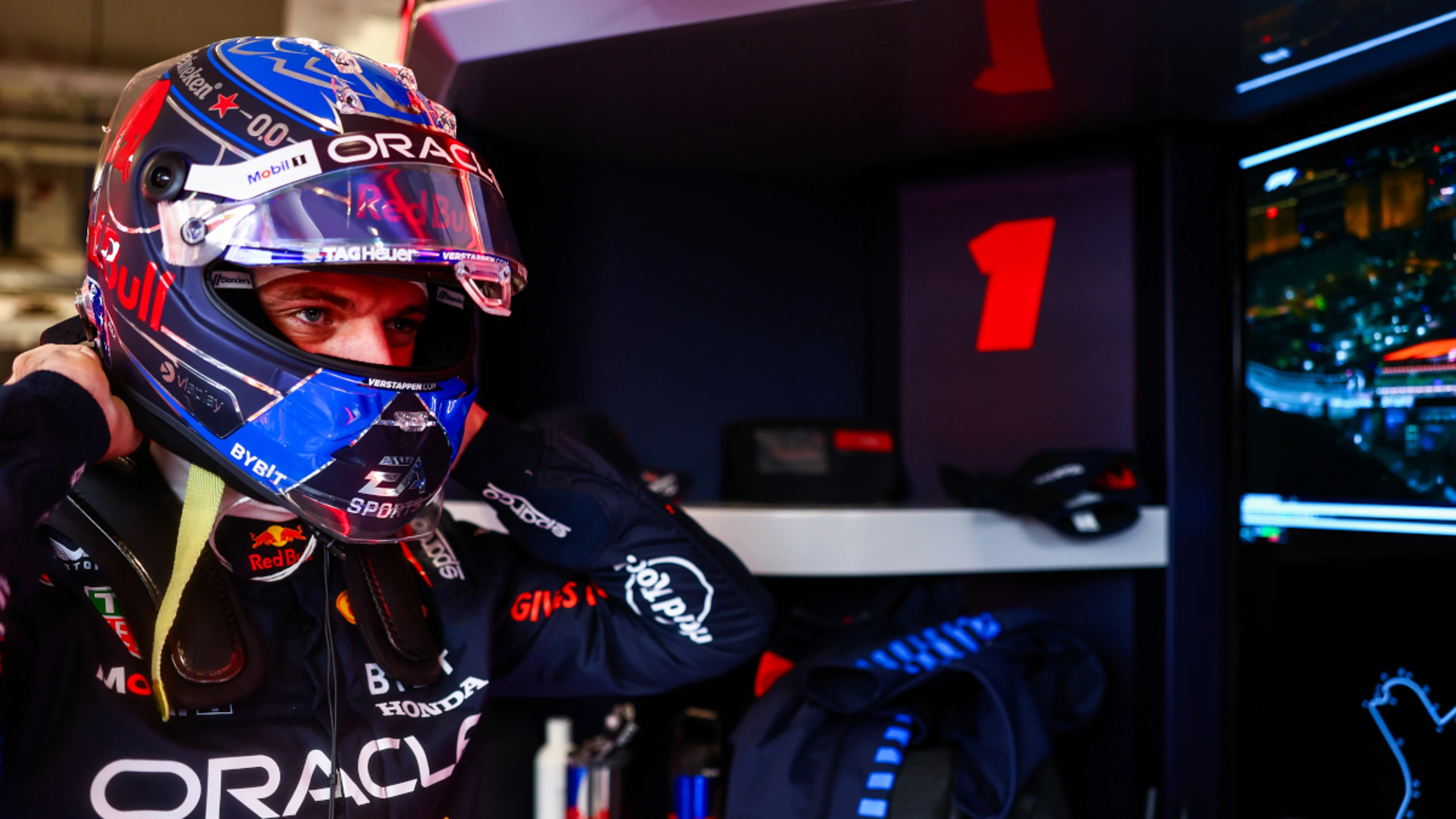 Vegas nightmare for Verstappen as Red Bull bring wrong wing