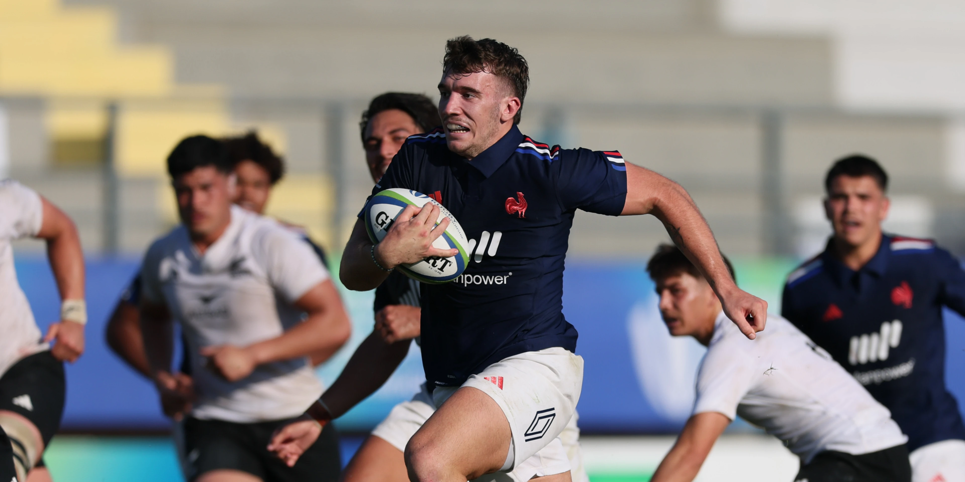 France picked uncapped Brau-Boirie at centre to face Wales