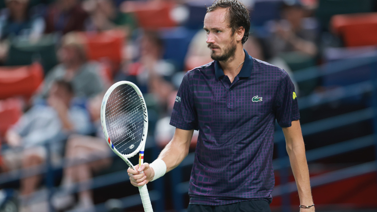 Medvedev wins first title in over two years in Kazakhstan