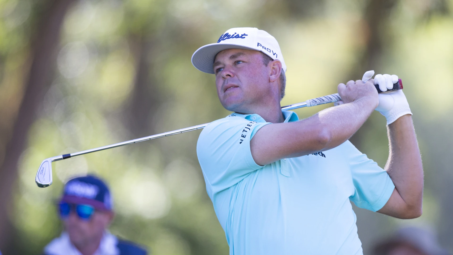 Patton Kizzire uses hot finish to take lead at Procore