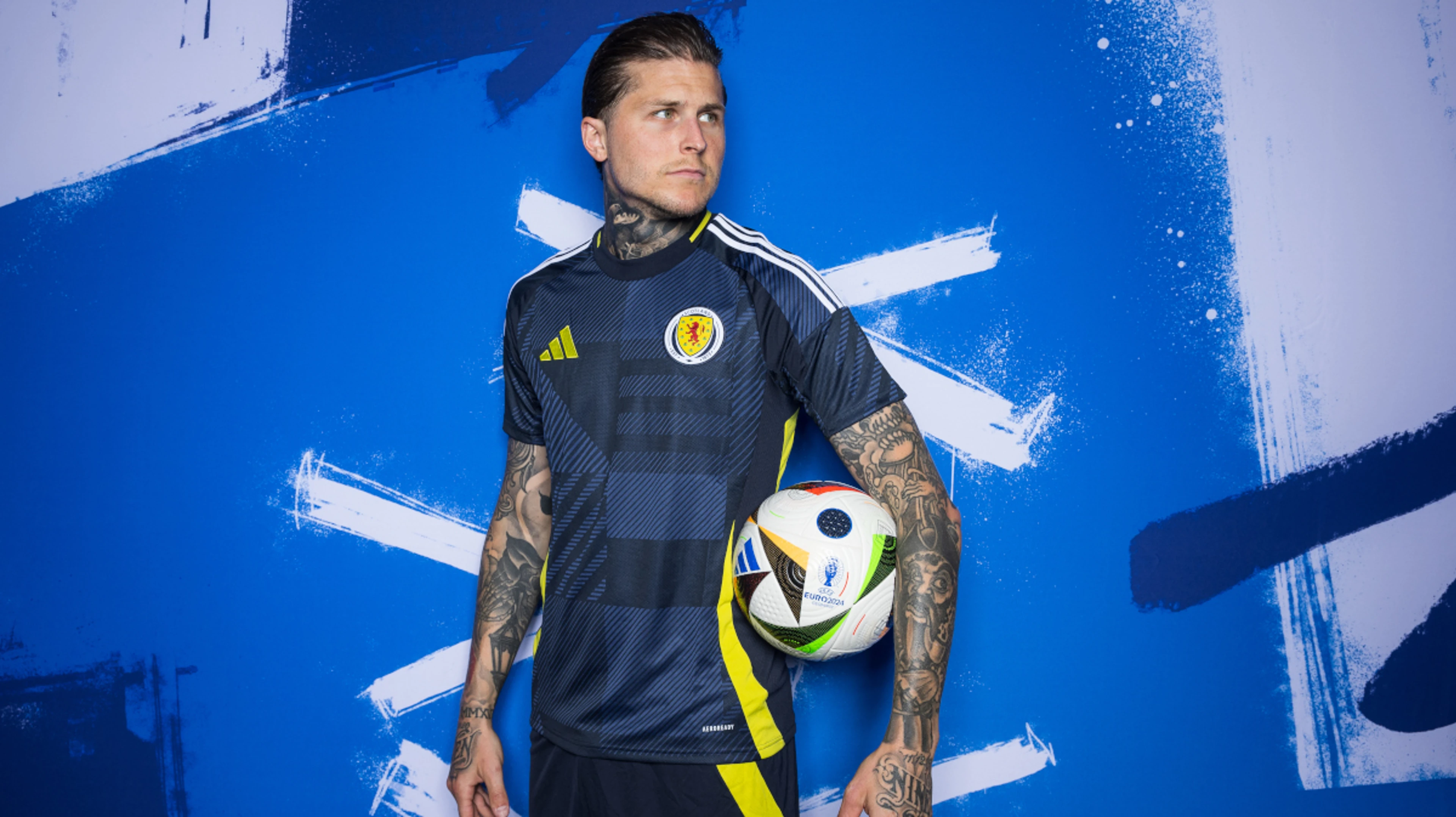 Scotland's Dykes in injury scare ahead of Gibraltar friendly