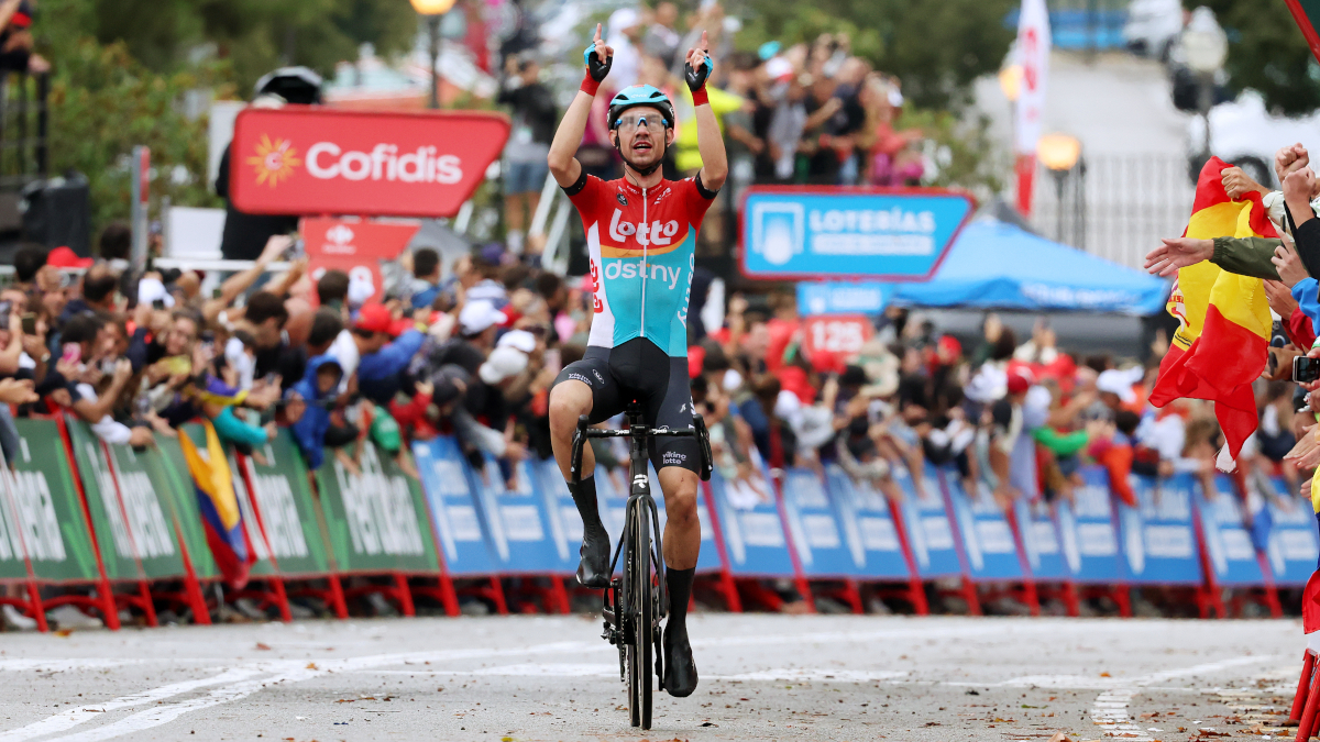Kron grabs emotional Vuelta stage as Piccolo takes lead on 'difficult' day
