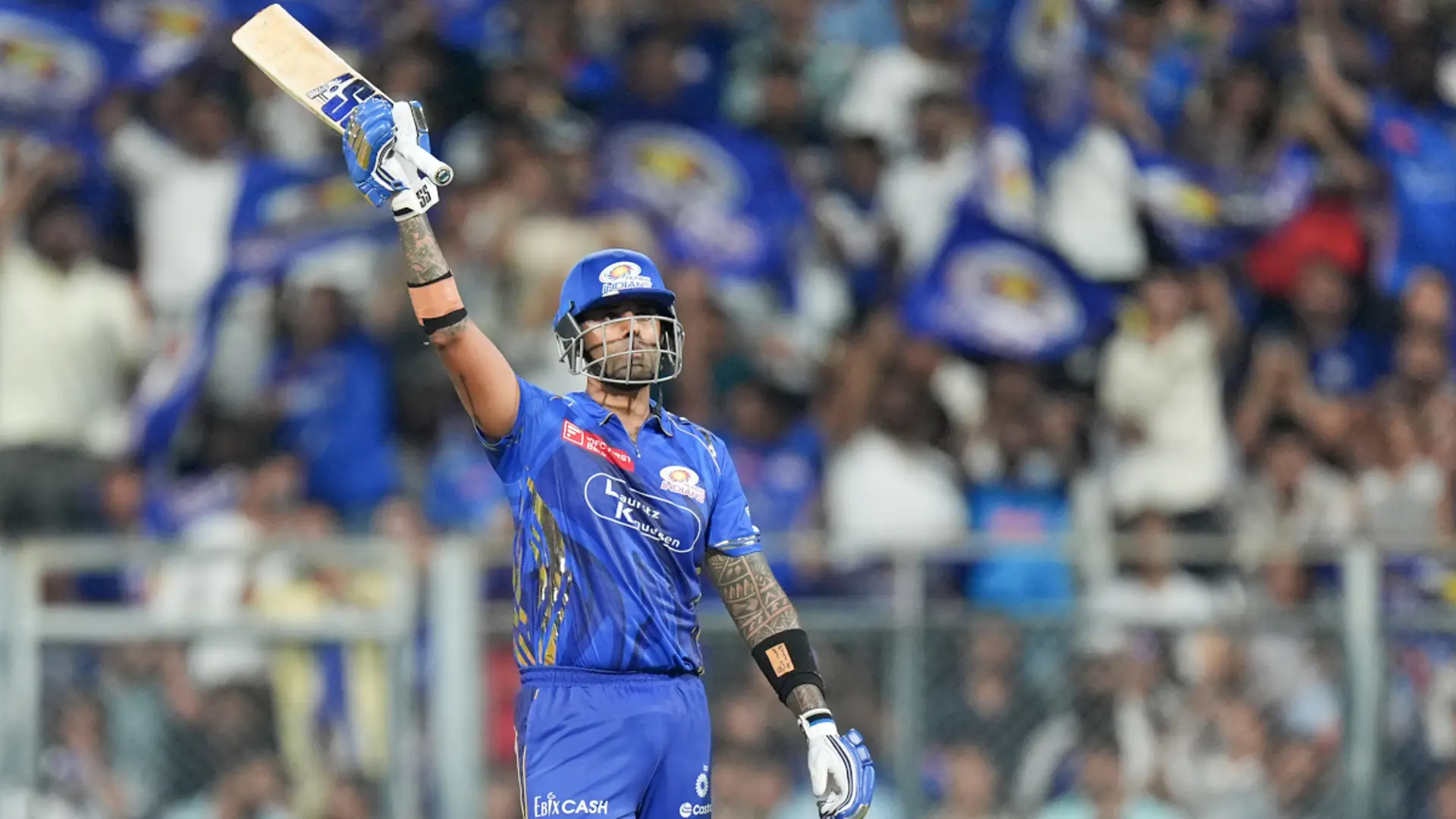 Suryakumar helps Mumbai crush Delhi to clinch playoff berth