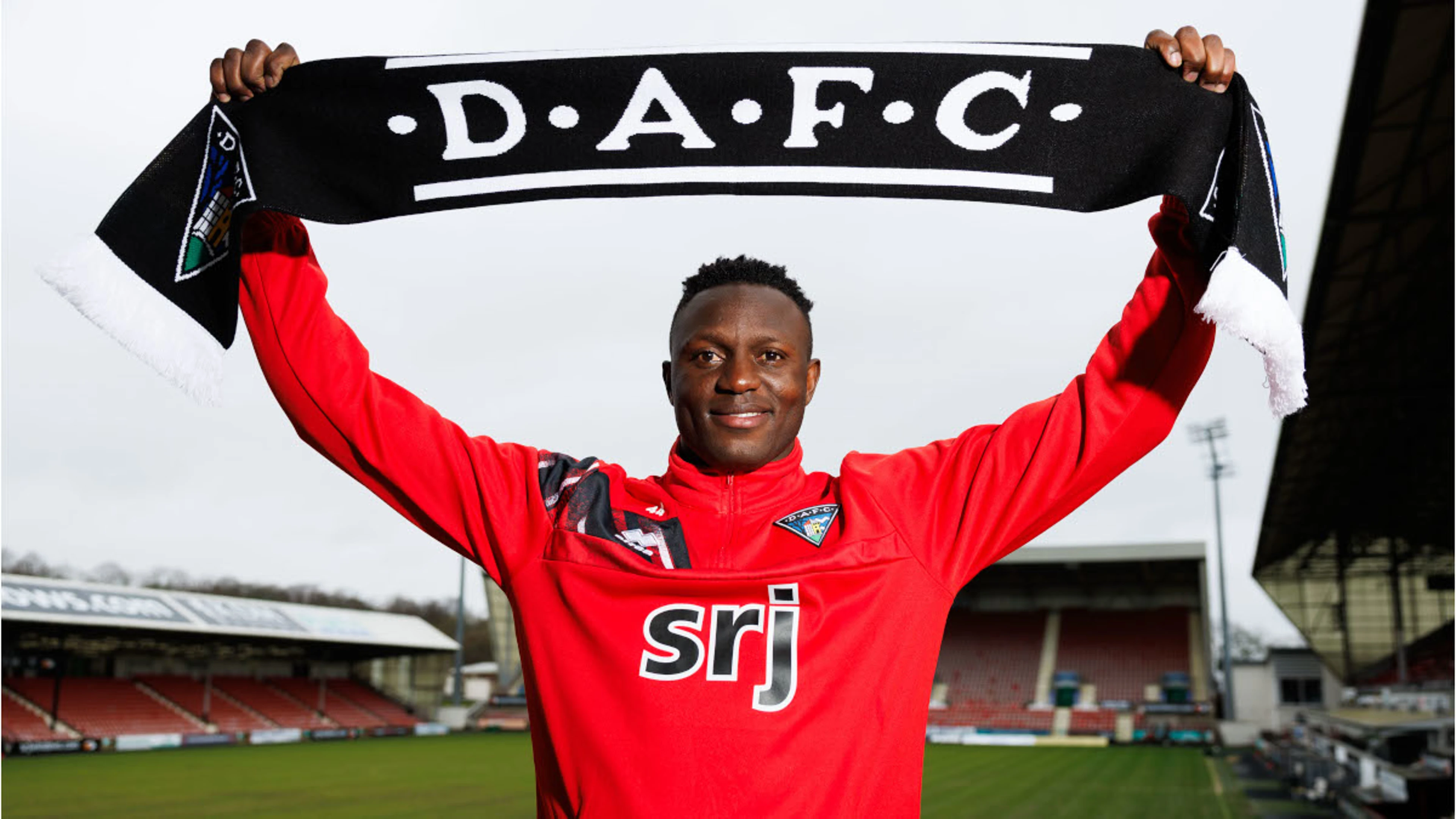 Kenyan star signs for Scottish side