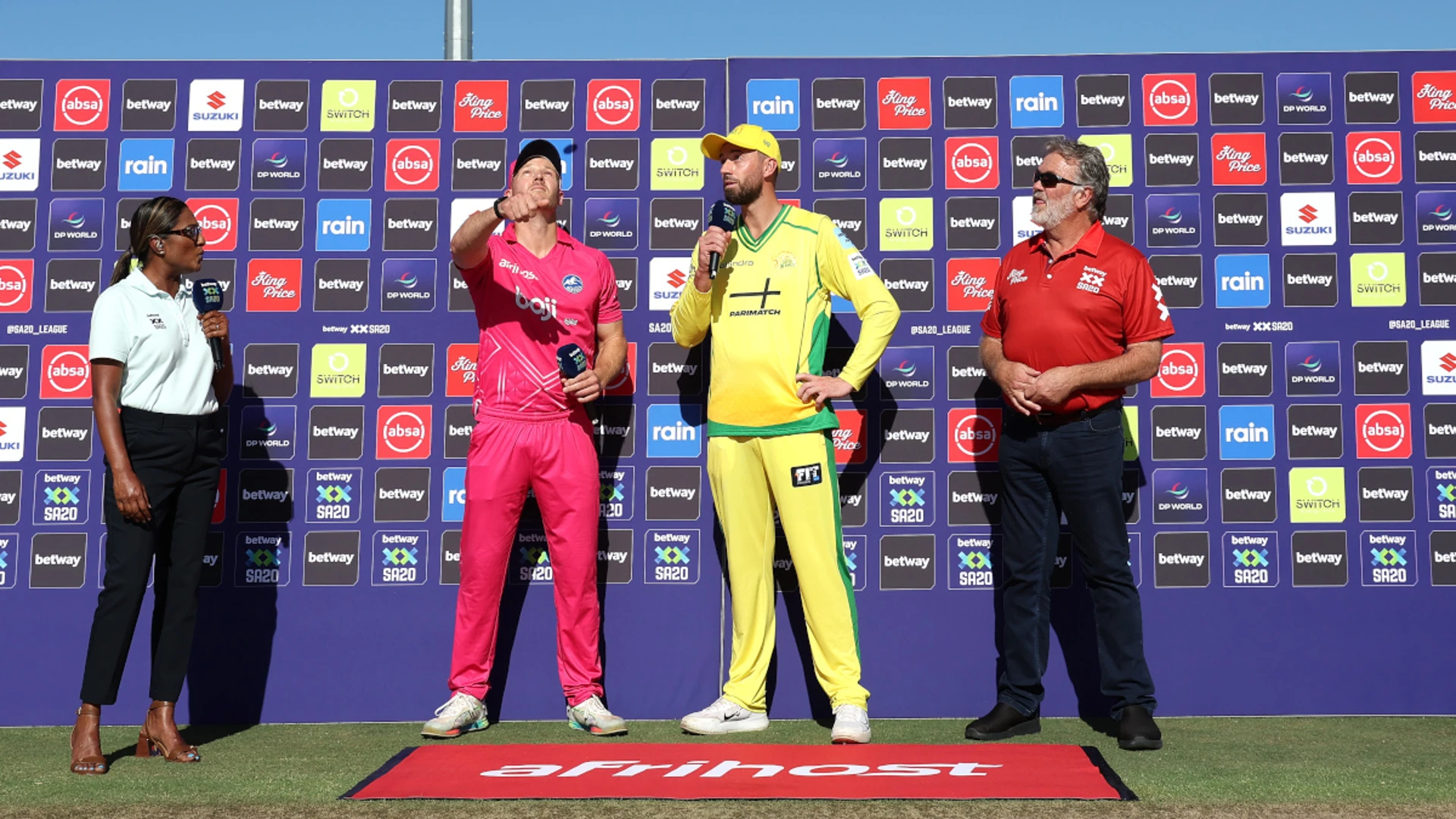 Super Kings win toss and bat in knockout match against Royals