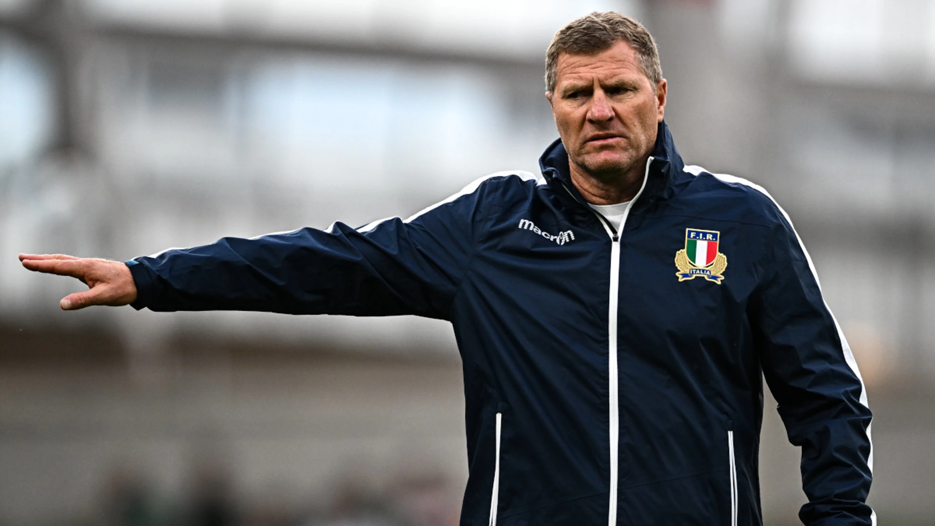 Italy aim high to avoid Uruguay crosshairs