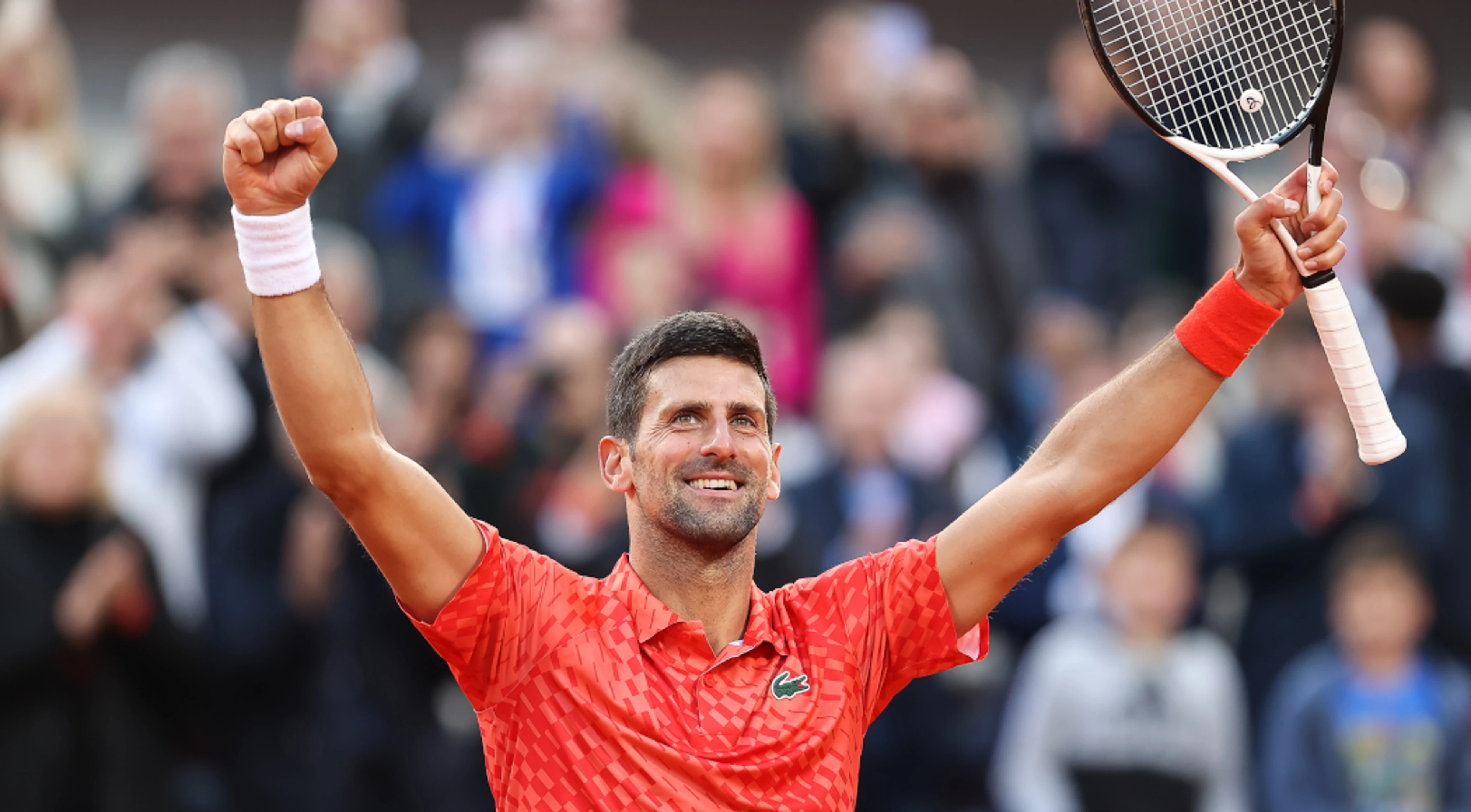 Djokovic battles past Etcheverry in Rome opener