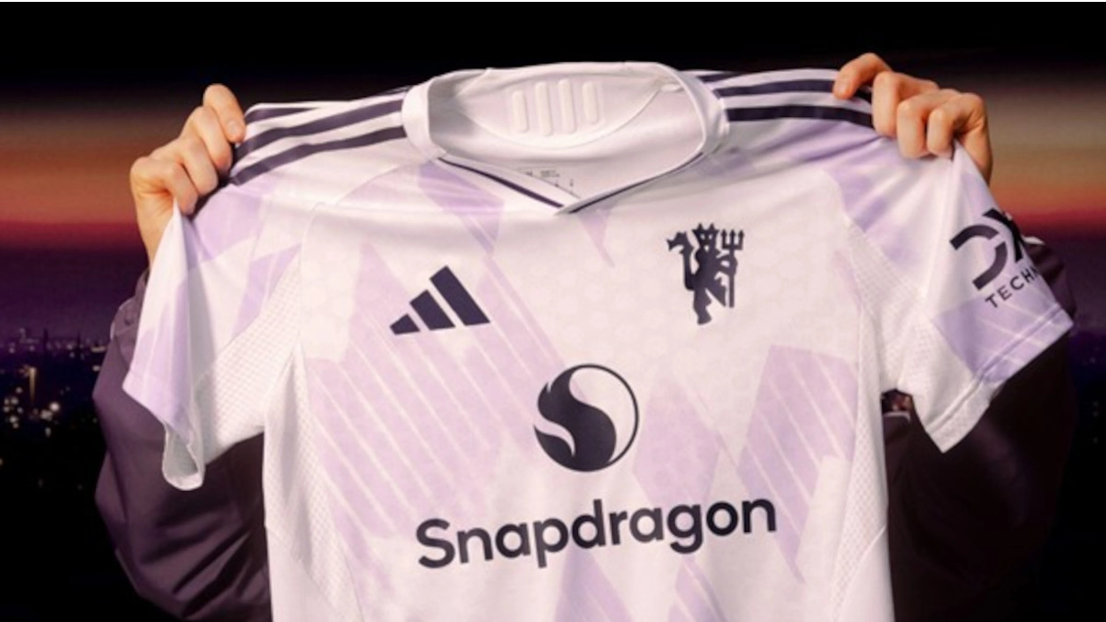 Adidas and Manchester United unveil new away jersey for the 2025 season