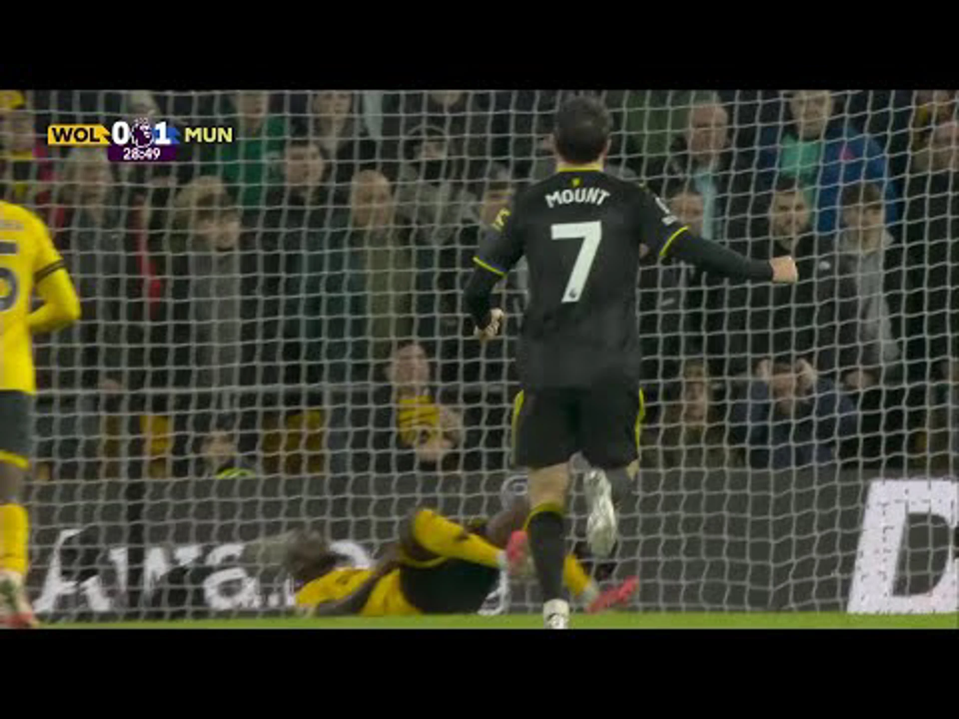 Tote António Gomes | 29ᵗʰ Minute Spectacular Defensive Act v Manchester United
