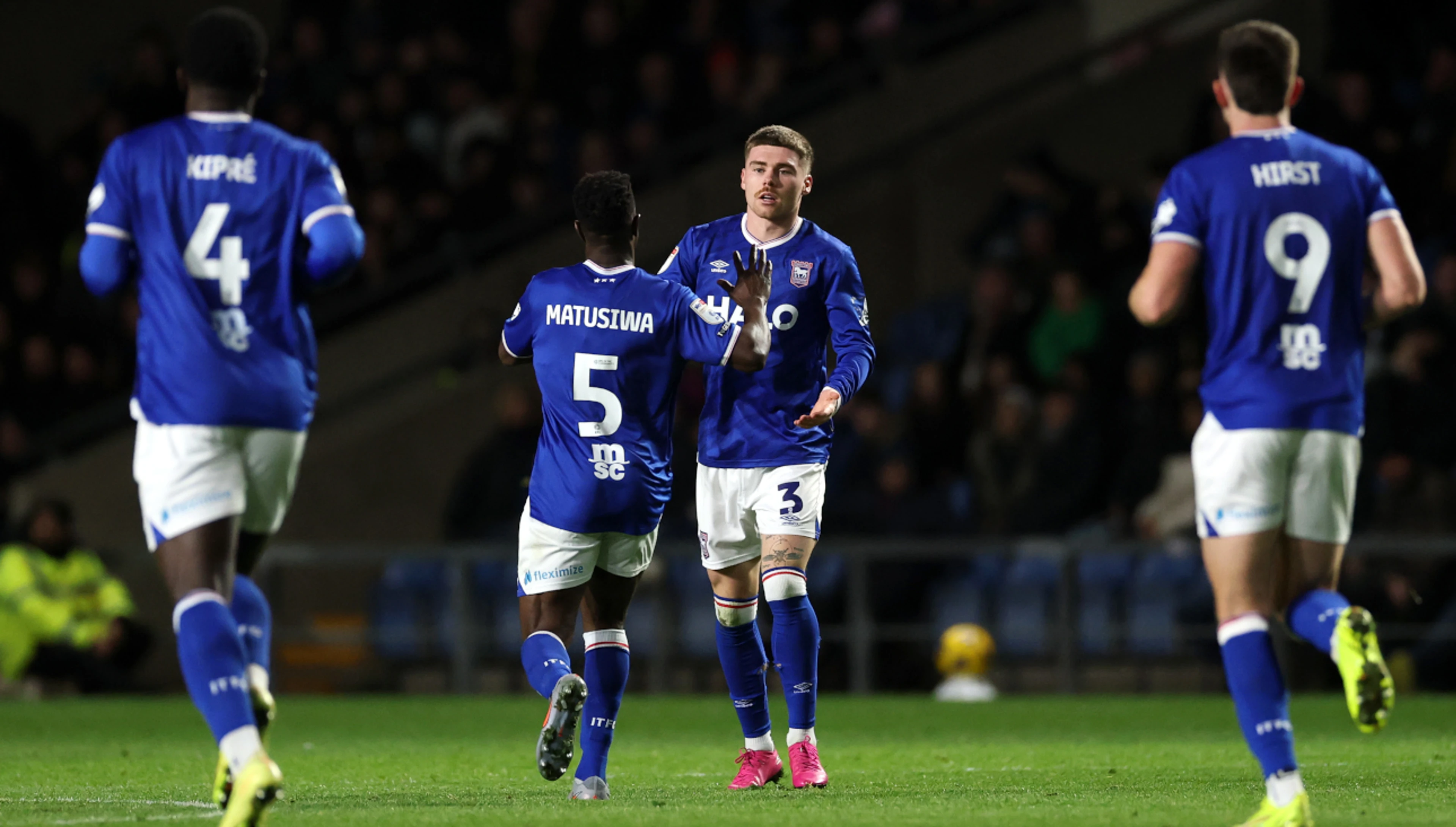 Ipswich climb into second place in Championship