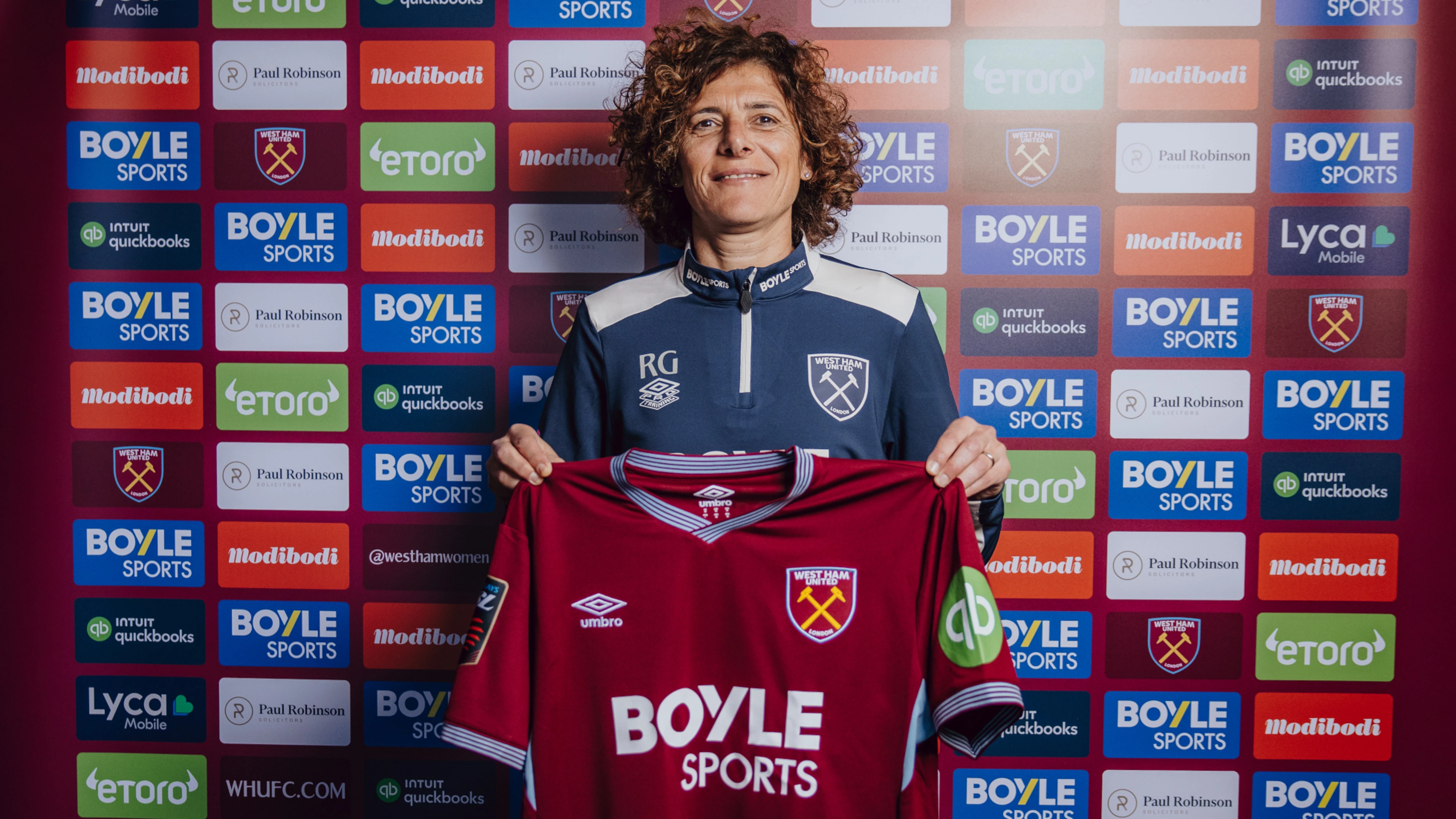 Guarino replaces Skinner as West Ham coach after poor start in WSL