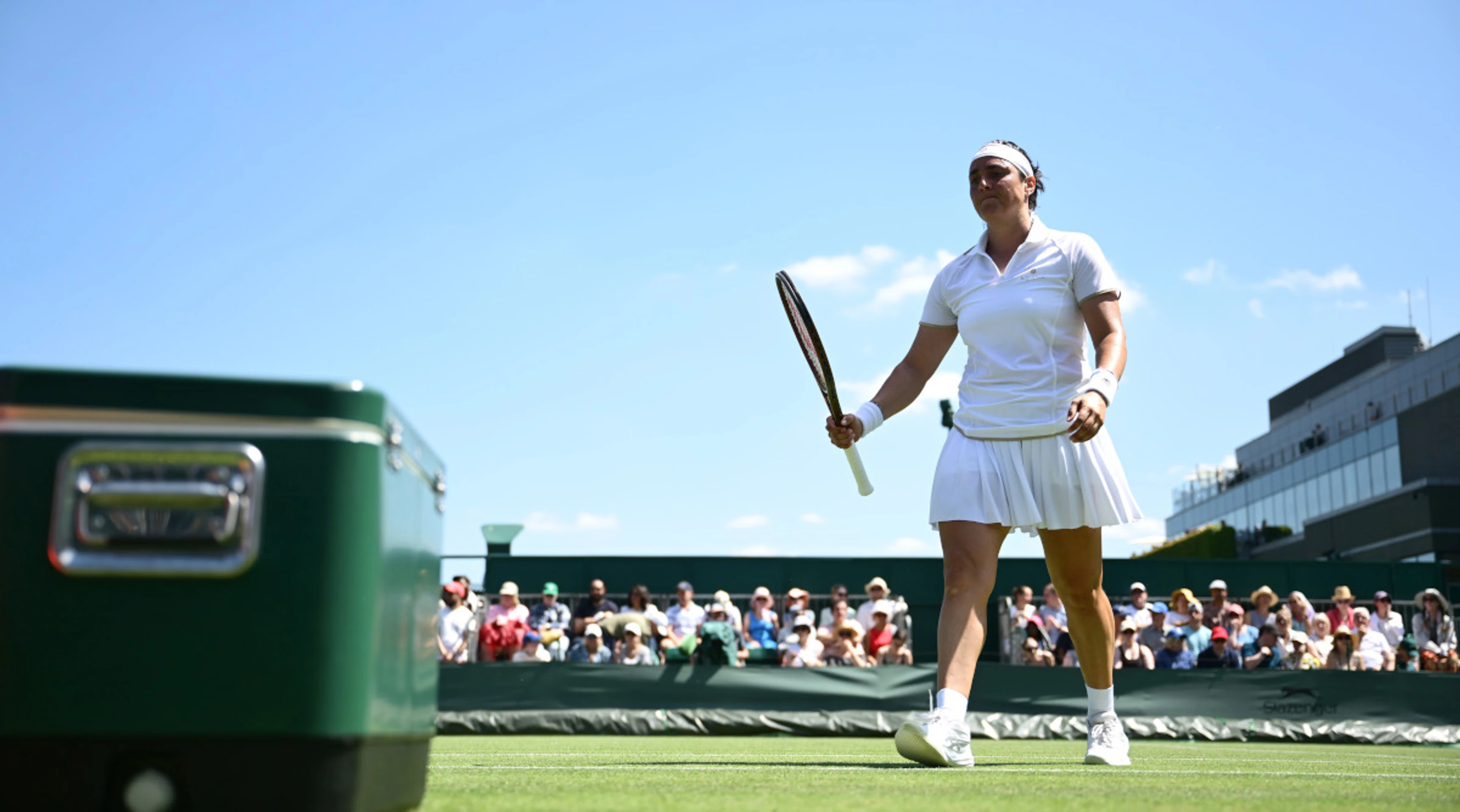 DAY 1 WOMEN'S WRAP: Tearful Jabeur forced to retire, Sabalenka cruises