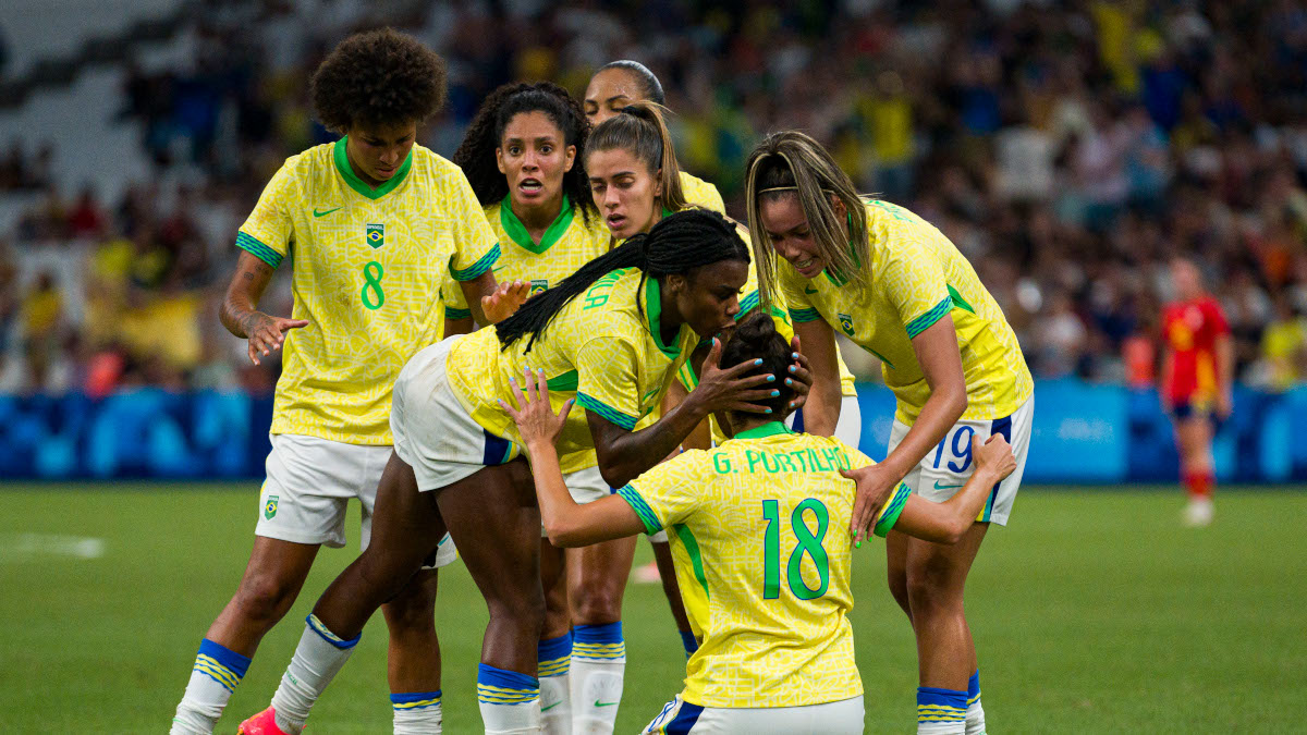 Brazil stun Spain to reach Olympic women's football final