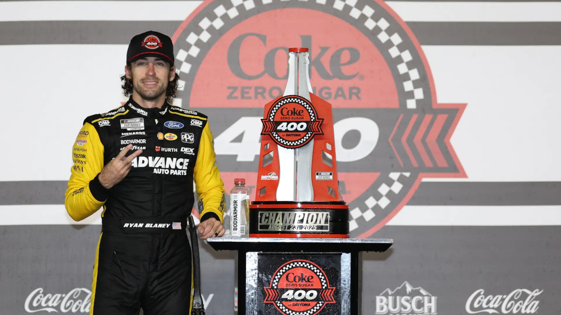 Blaney wins regular-season finale in Daytona; Reddick, Bowman playoff-bound