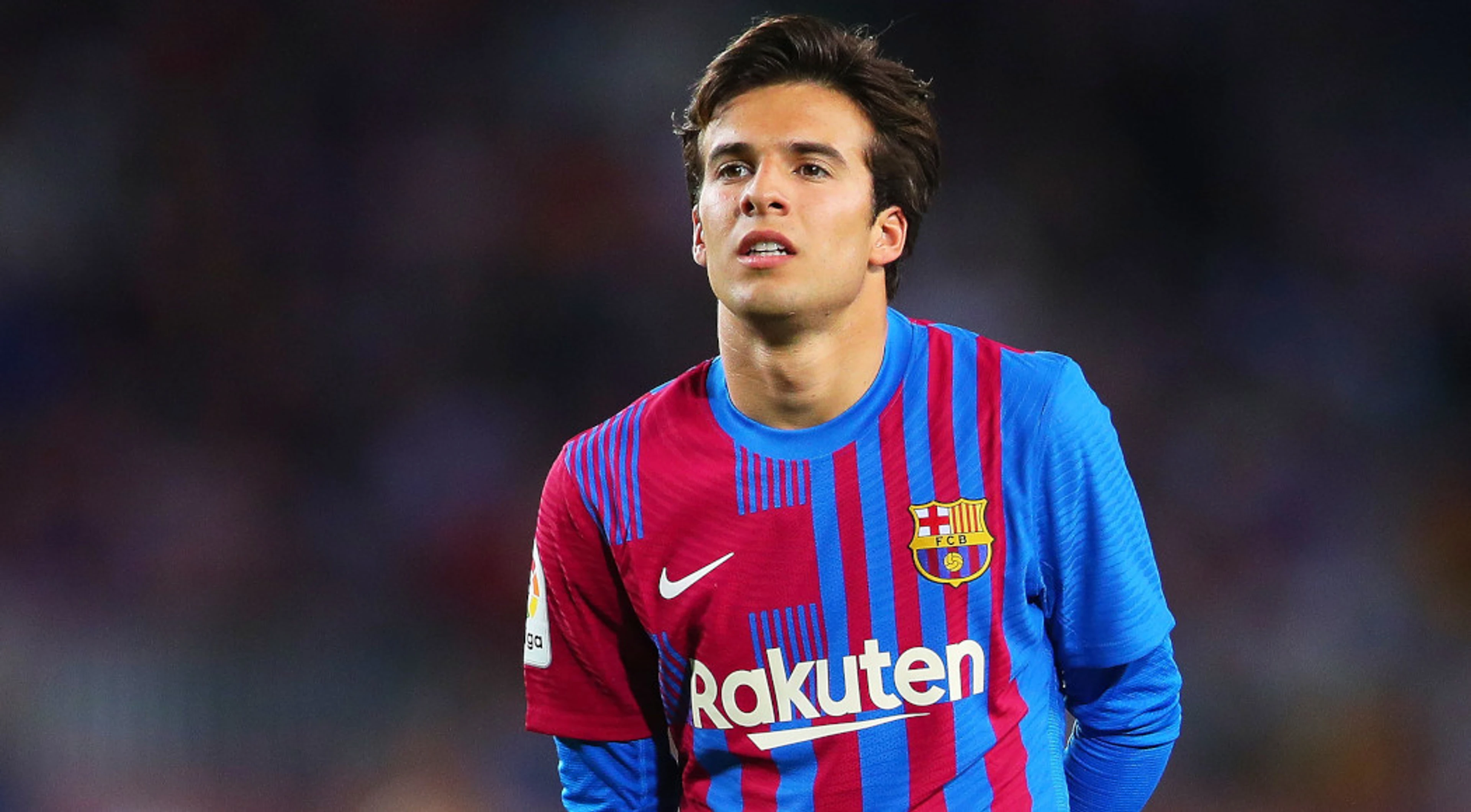 LA Galaxy sign Barca midfielder Puig