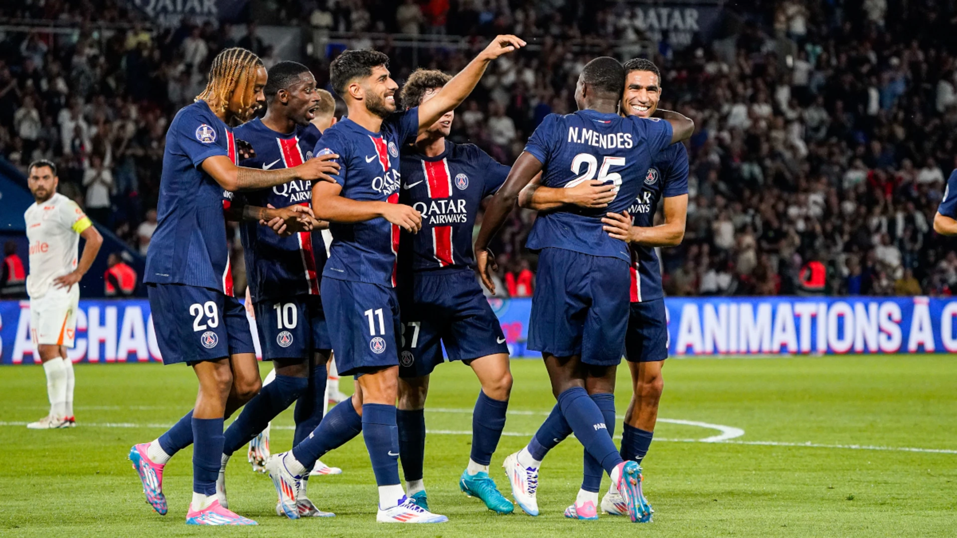 Barcola scores twice as PSG hit six past Montpellier