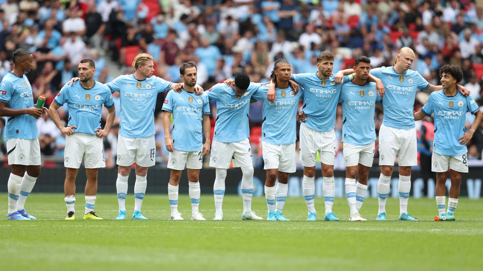 Man City's off-field issues give rivals hope in Premier League title race