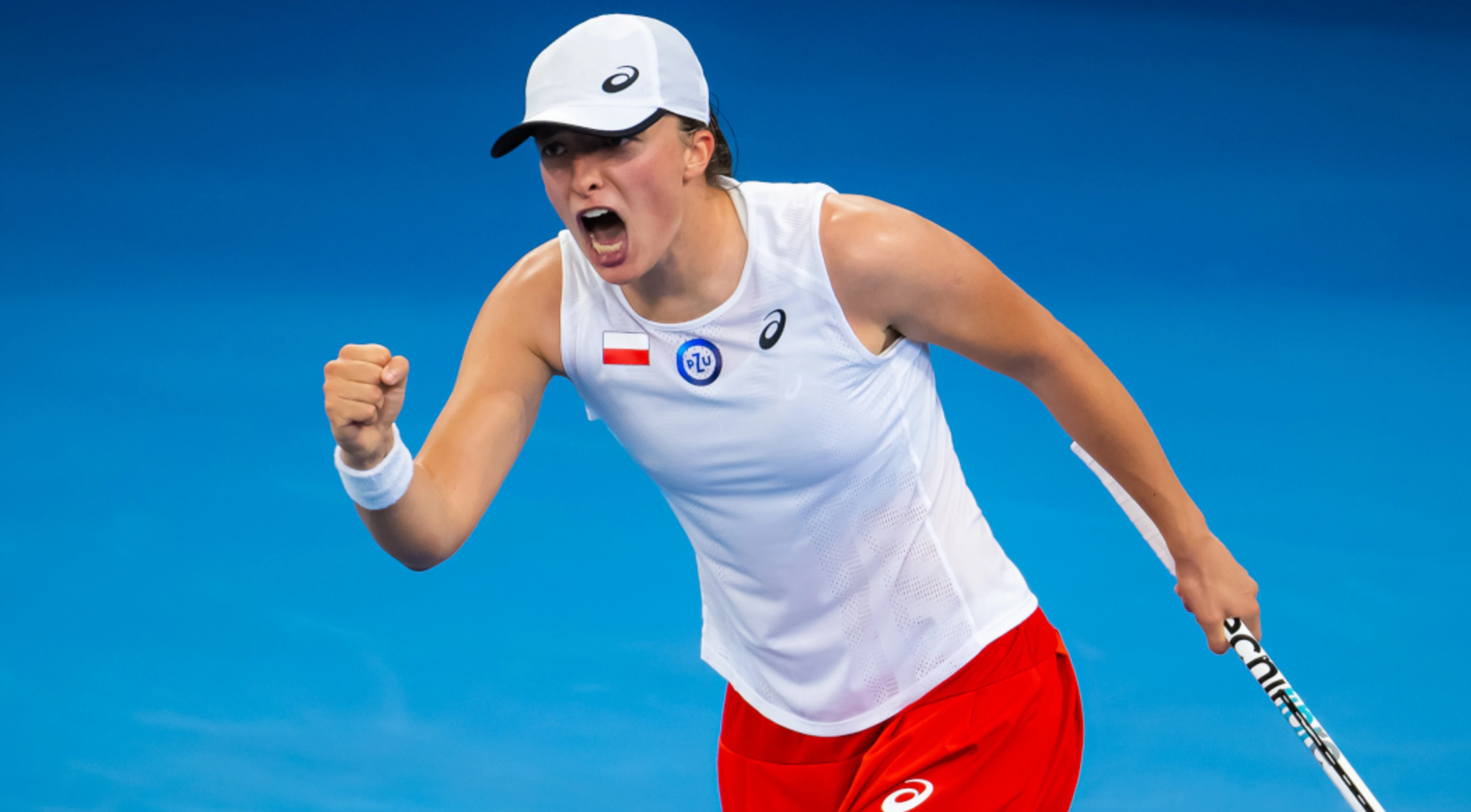 Swiatek wins to keep Poland's United Cup hopes alive