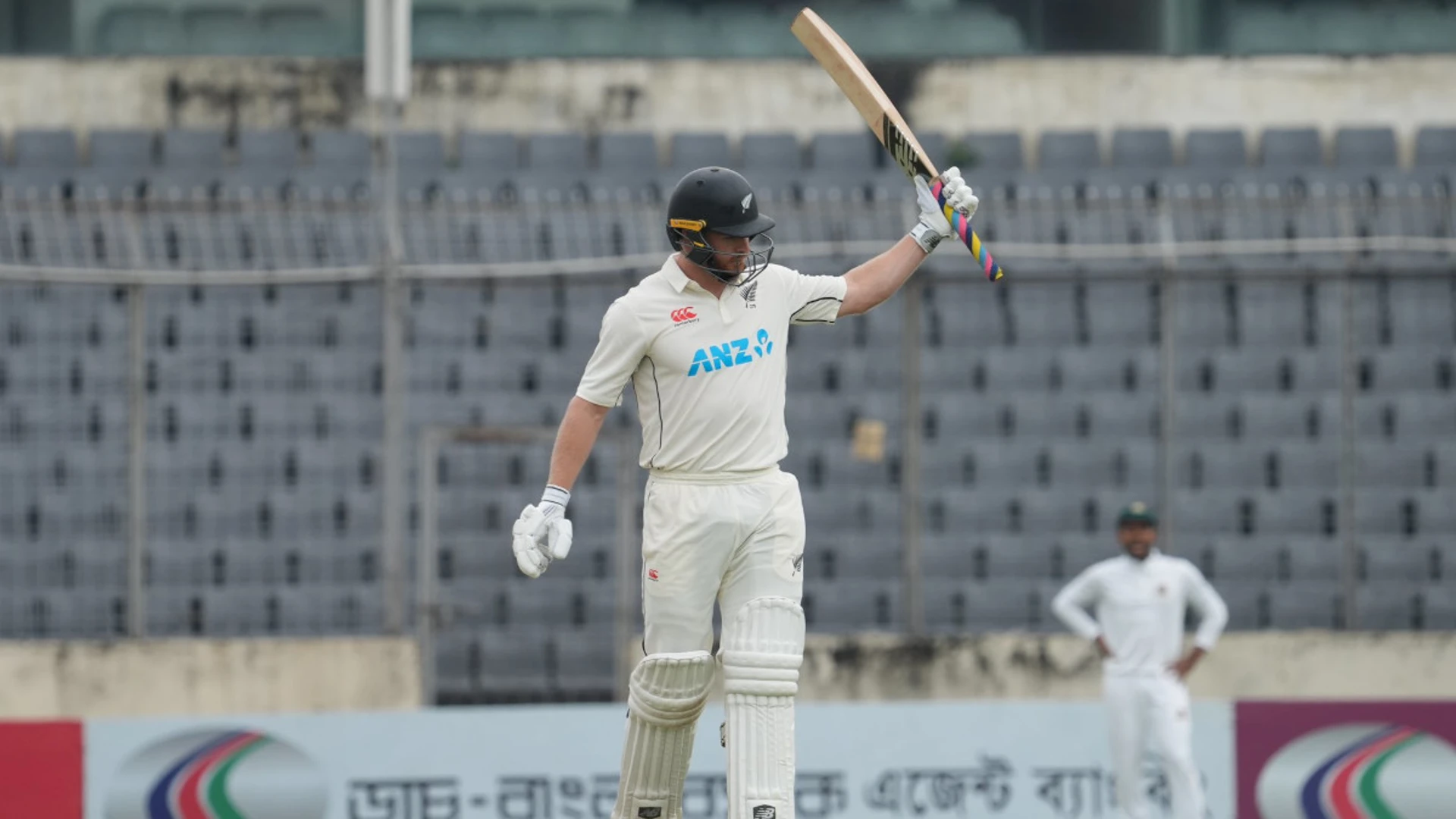 Phillips helps New Zealand fightback in Bangladesh test