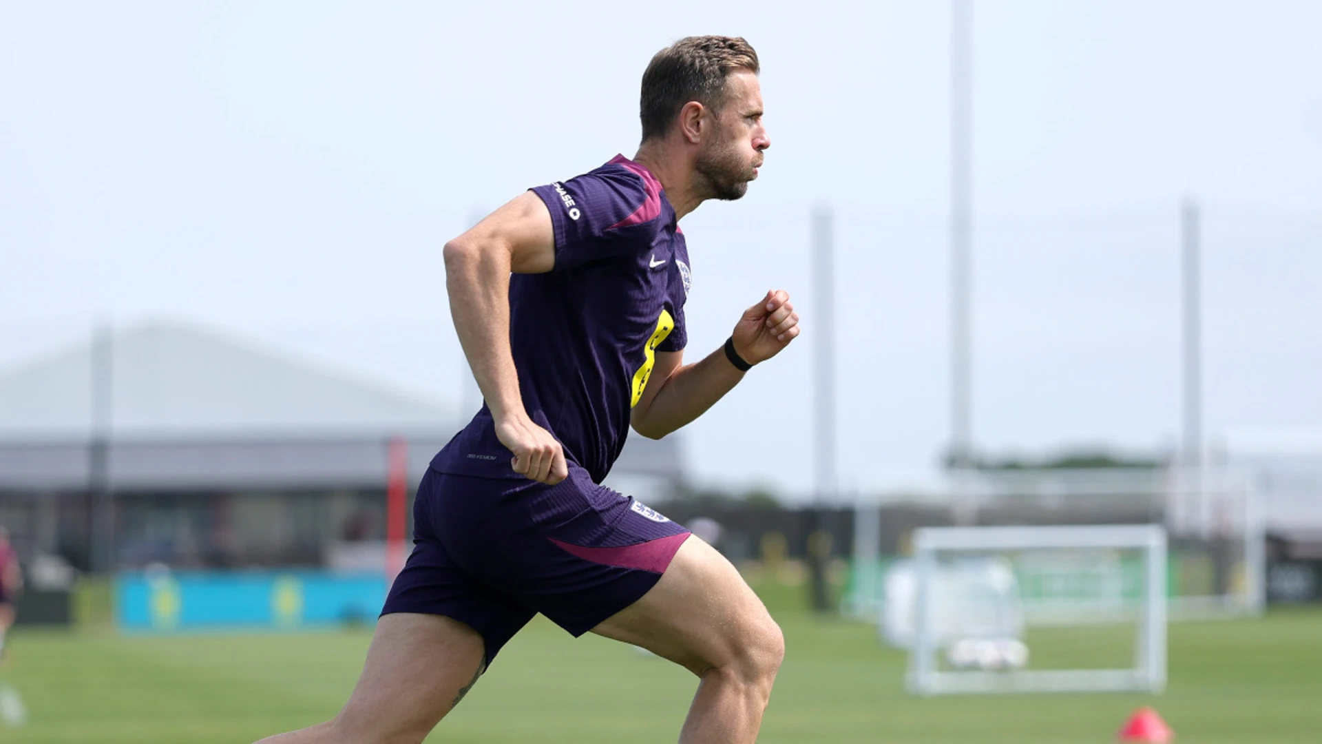 Former Liverpool captain Henderson joins Brentford after Ajax exit