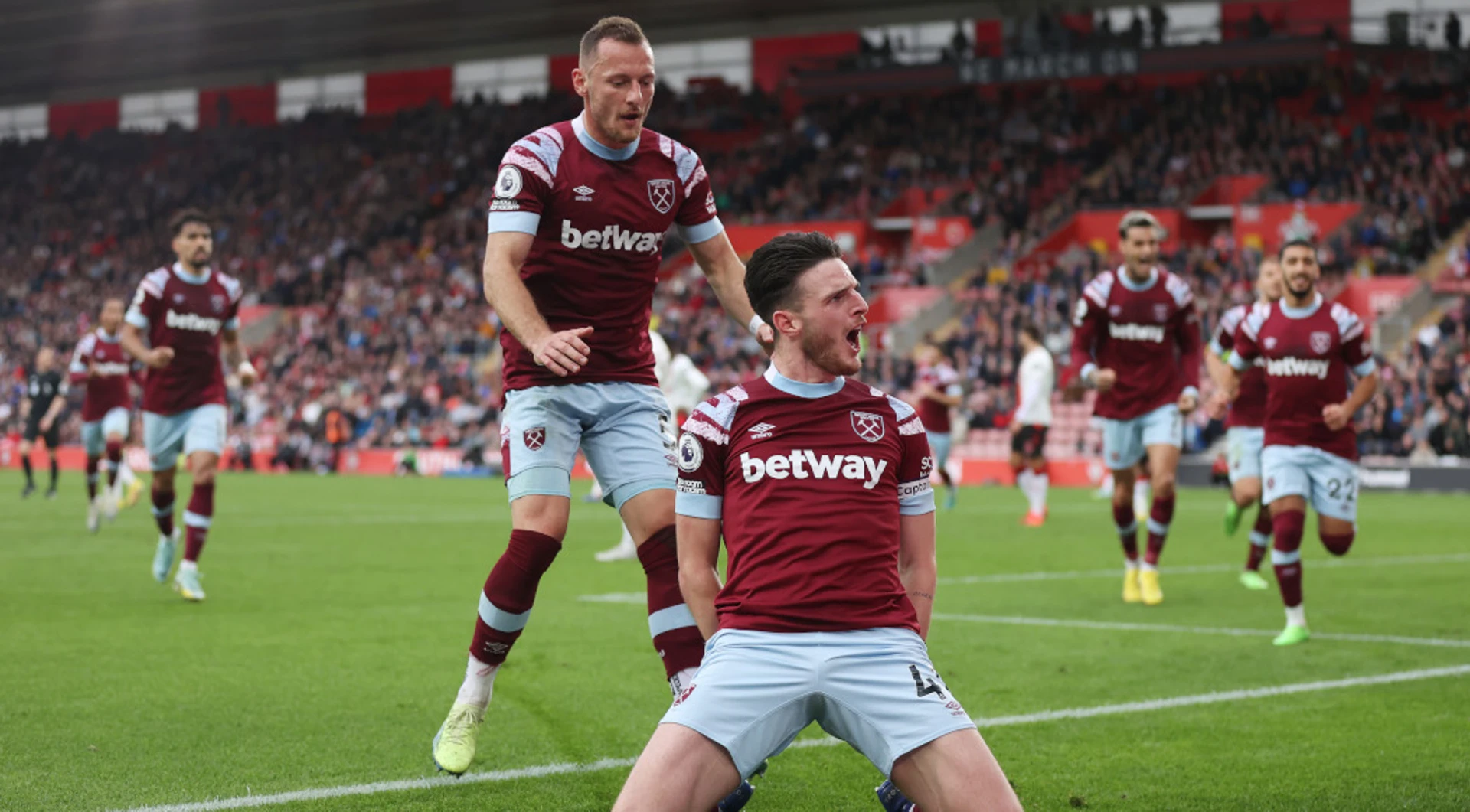 Rice strikes to earn West Ham draw at Southampton