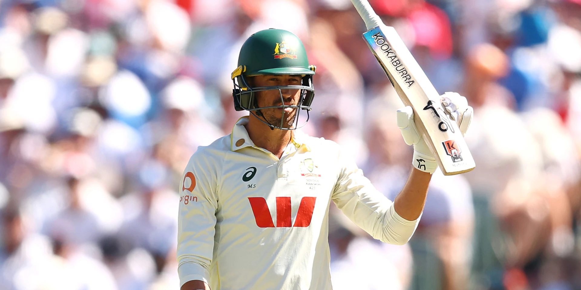 Australia all out for 371 in 3rd Ashes test