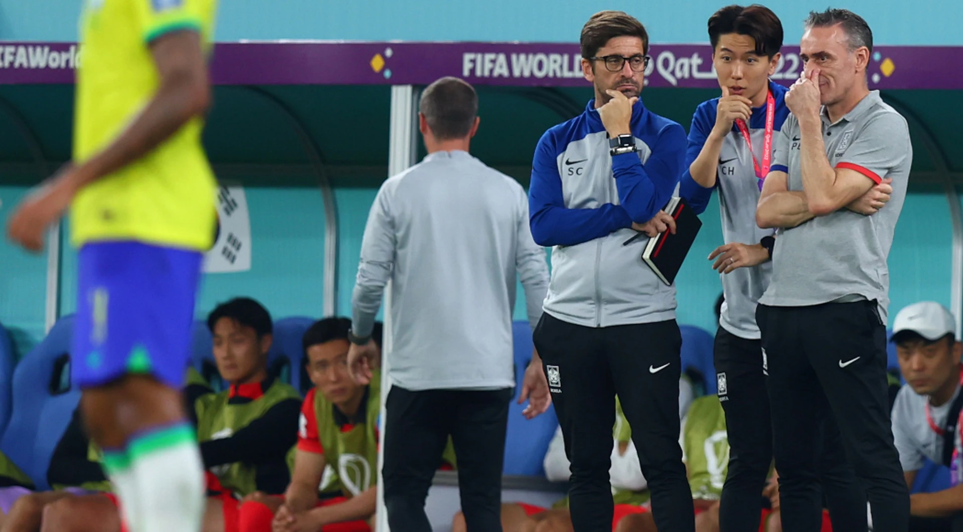 South Korea coach Bento steps down after Brazil defeat