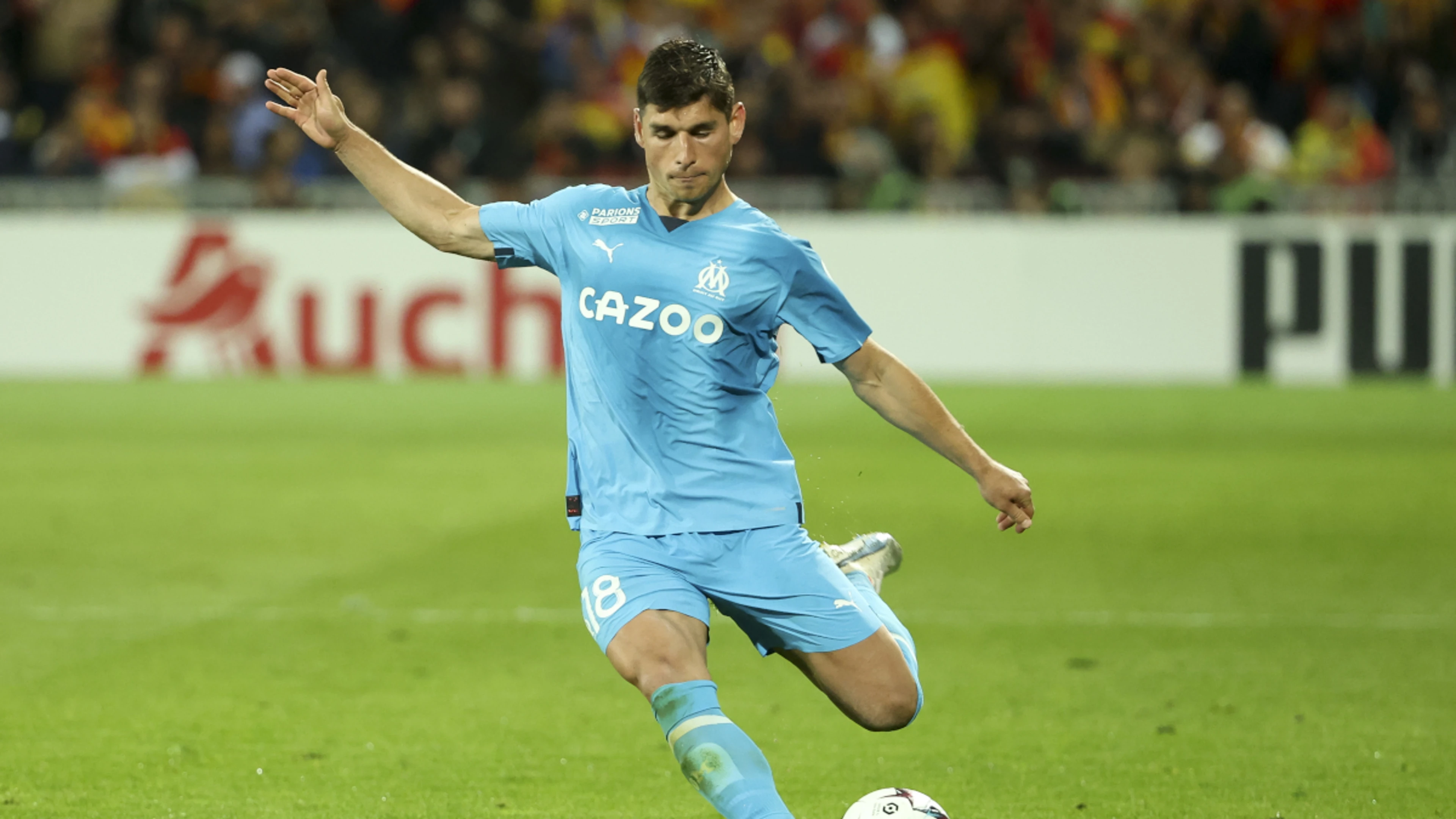 Ukraine's Malinovskyi signs for Genoa on loan from Marseille