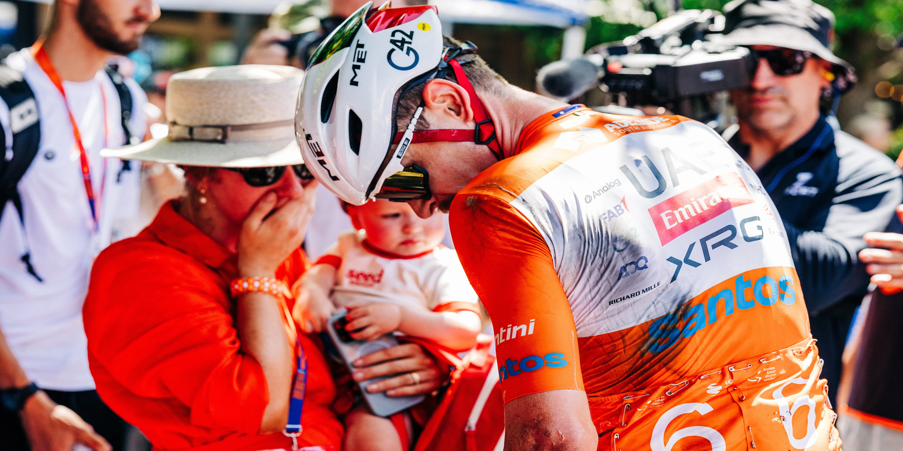 TDU winner Vine suffered broken wrist in kangaroo collision