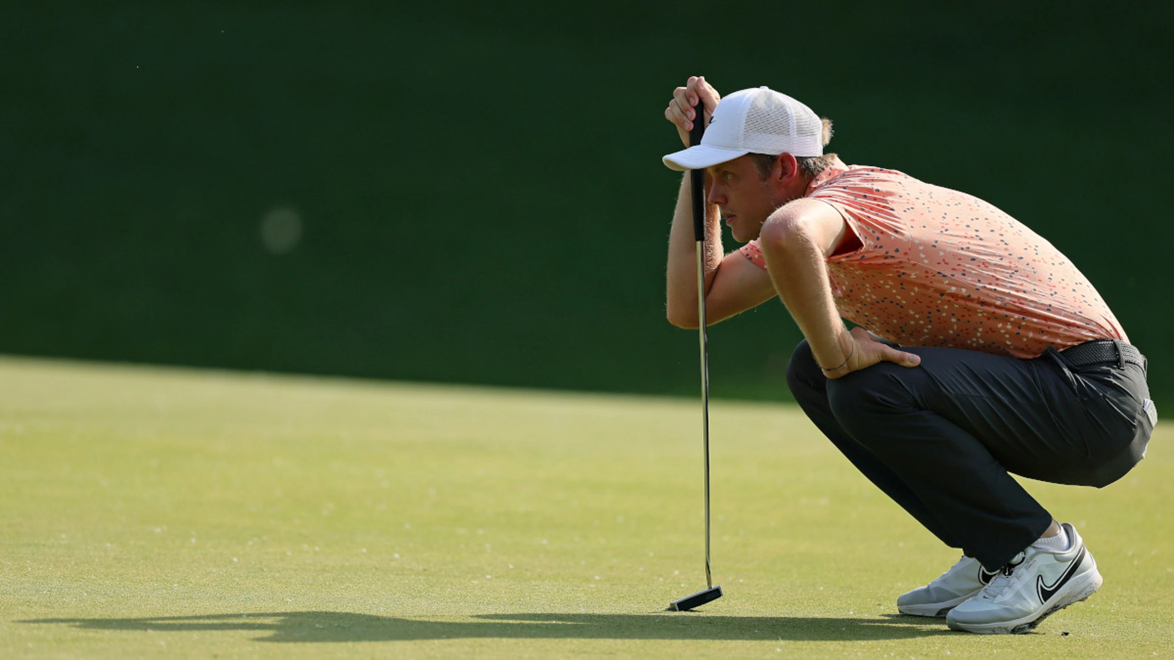 Australia's Davis chases Vegas early as round two opens at PGA